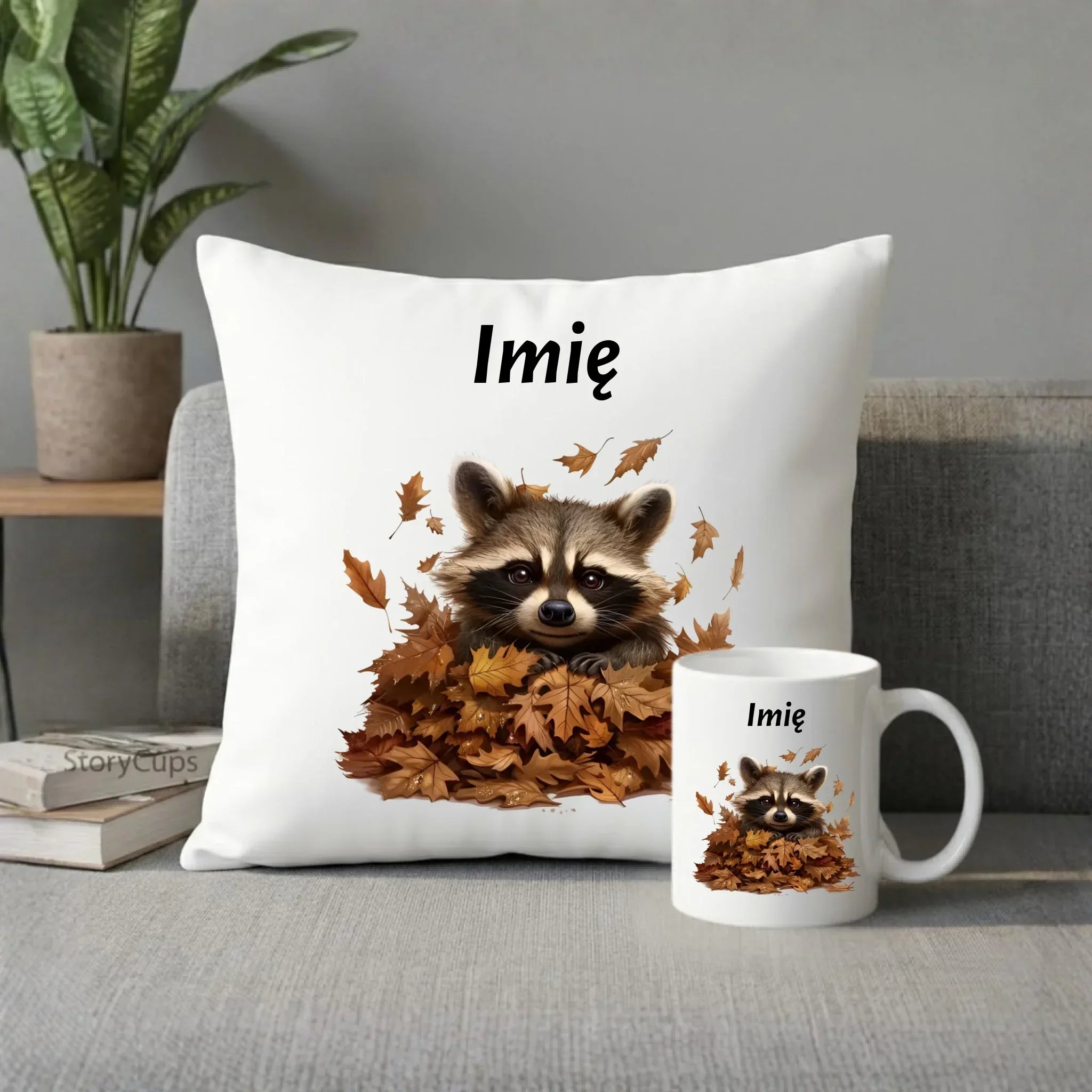 Zestaw poduszka i kubek jesienny - Szop w liściach - personalizowany JS24 - StoryCups.pl