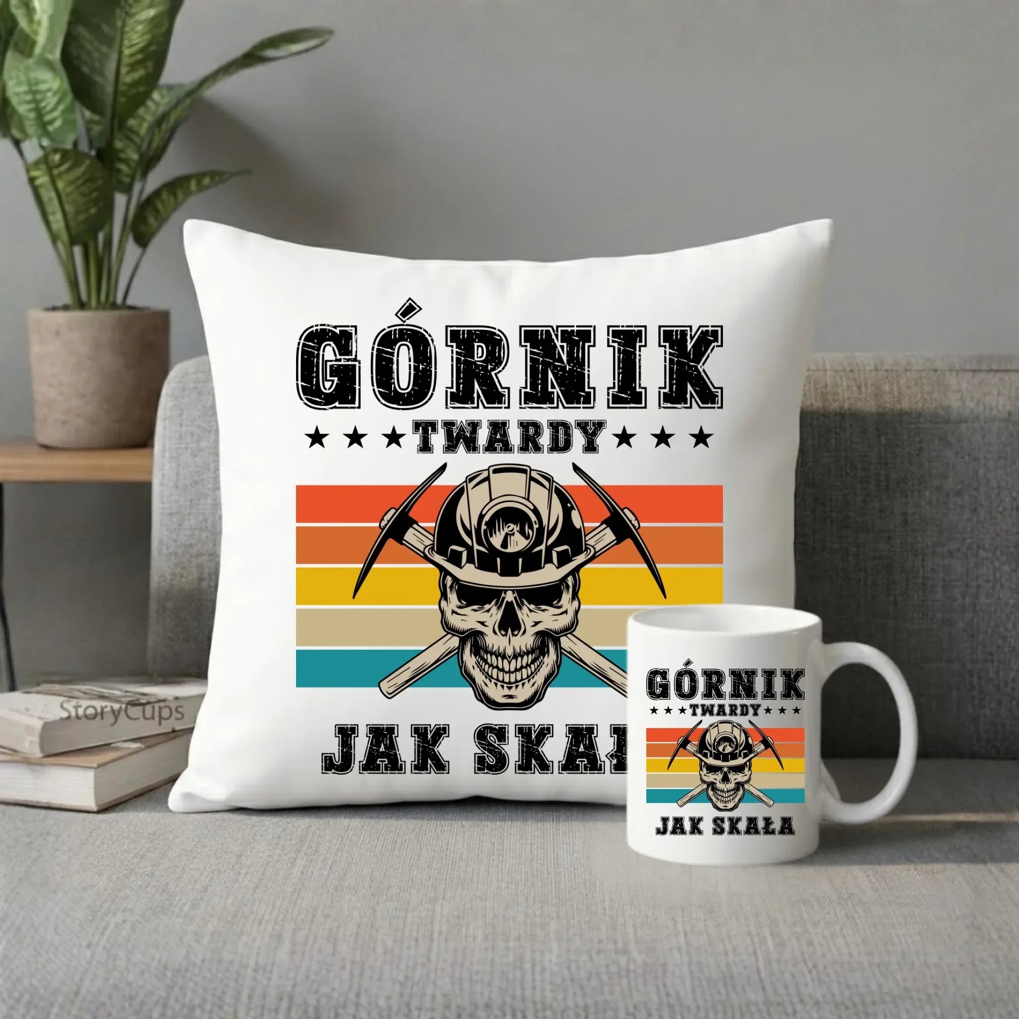 Zestaw poduszka i kubek - prezent dla górnika - Górnik twardy jak skała G21 - StoryCups.pl