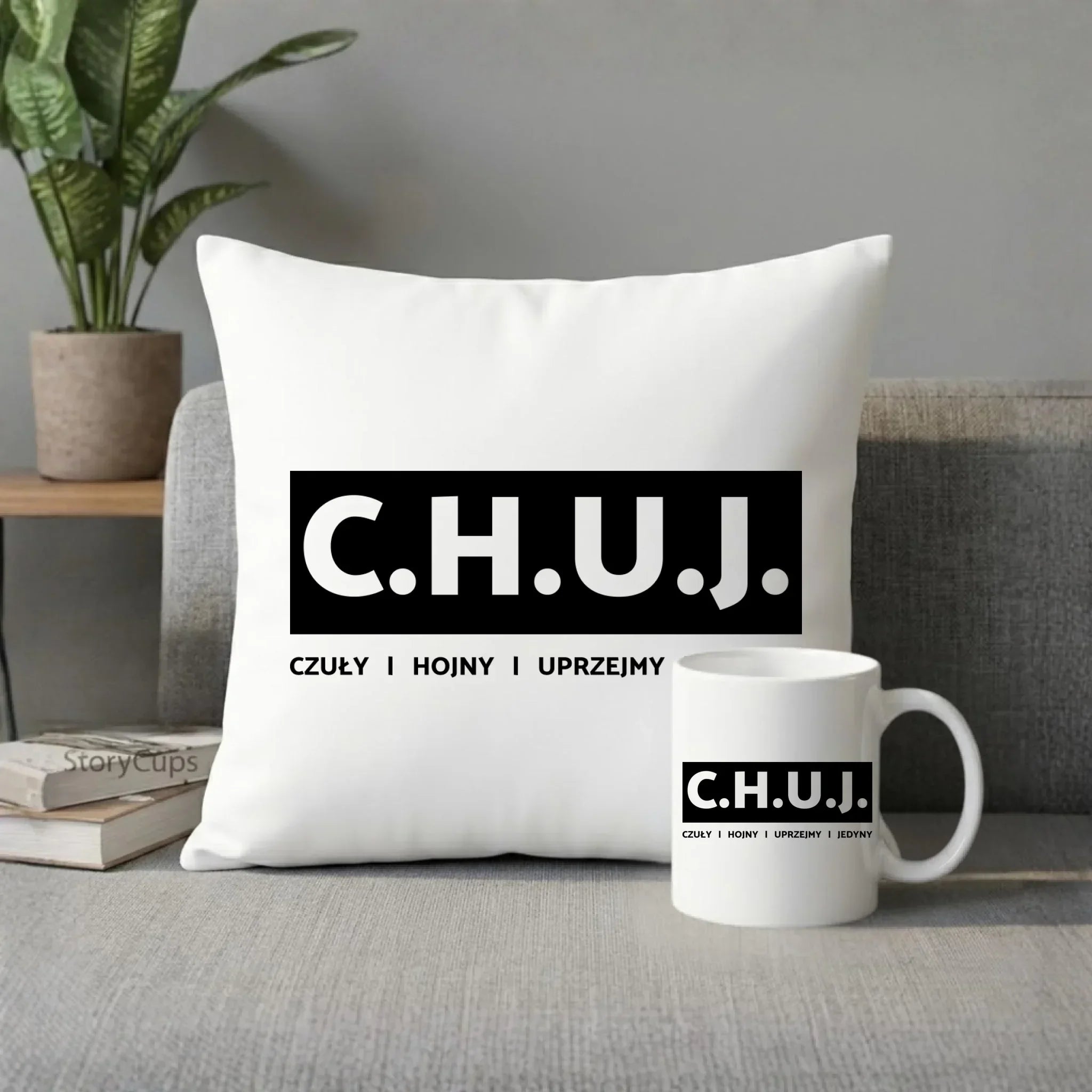Zestaw poduszka i kubek - prezent dla kolegi na Dzień Chłopaka przyjaciela - C.H.U.J. - bez cenzury DCH12 - StoryCups.pl