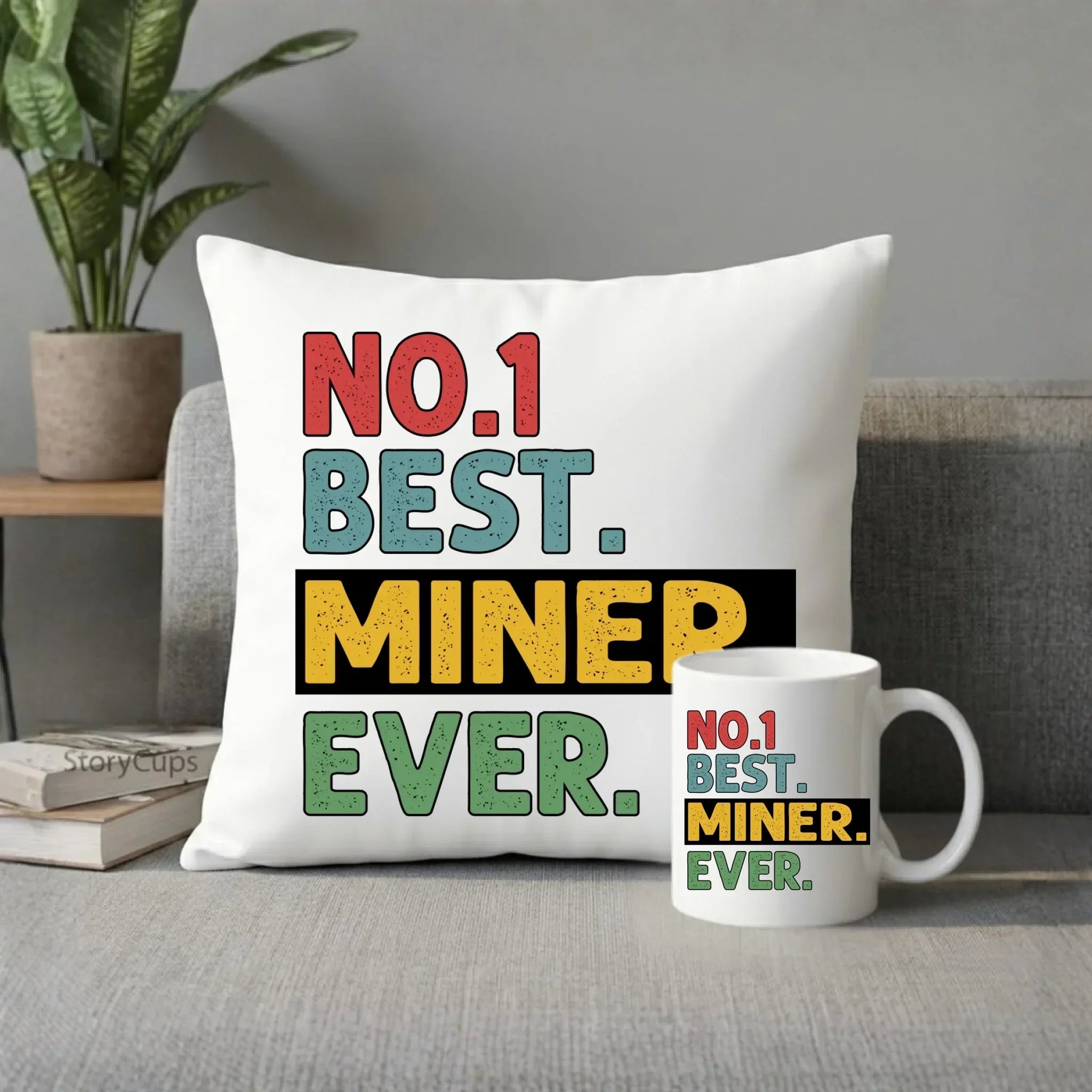 Zestaw poduszka i kubek - prezent dla górnika - Best miner ever G12 - StoryCups.pl