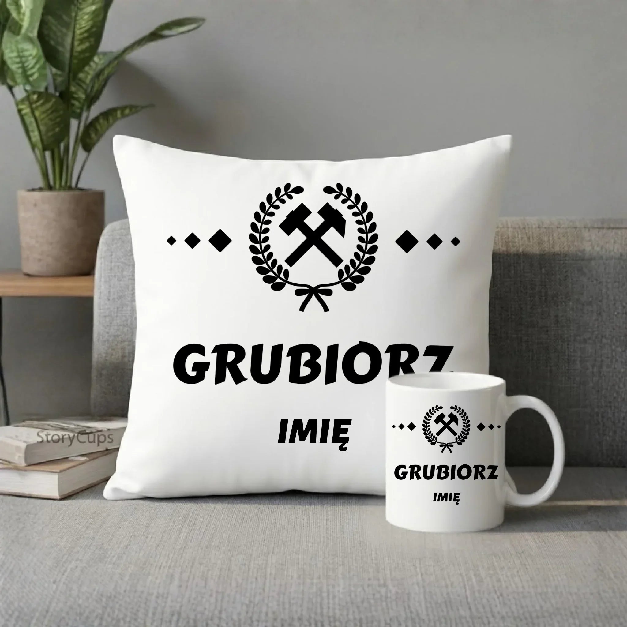 Zestaw poduszka i kubek - prezent dla górnika - Grubiorz - personalizowany G03 - StoryCups.pl