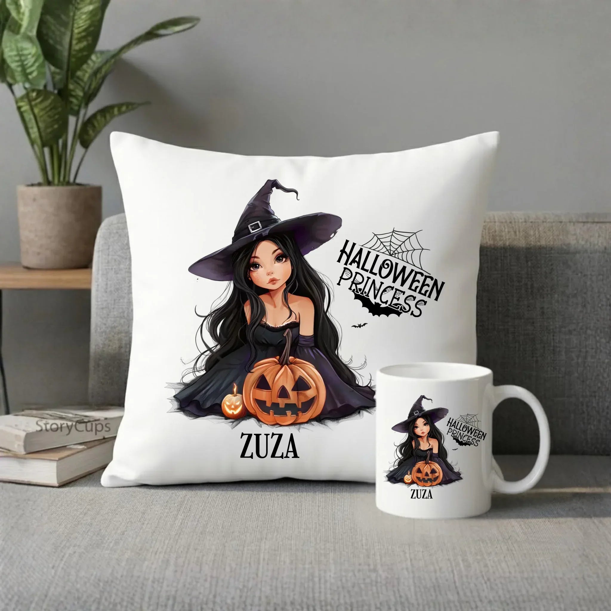 Zestaw poduszka i kubek halloweenowy - Czarownica z dynią - personalizowany HL10 - StoryCups.pl
