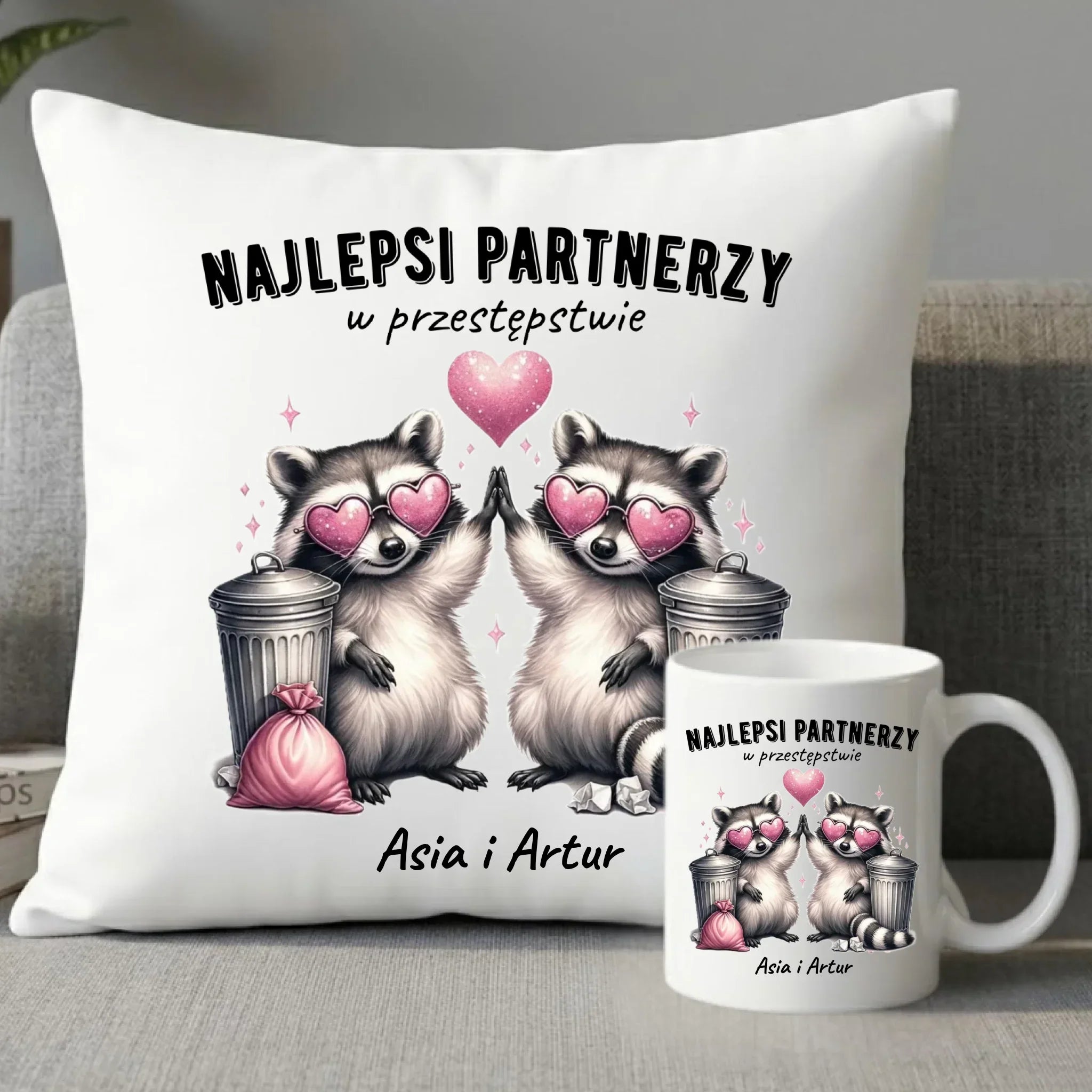 Zestaw poduszka i kubek dla par - Najlepsi partnerzy w przestępstwie - personalizowany W27 - StoryCups.pl