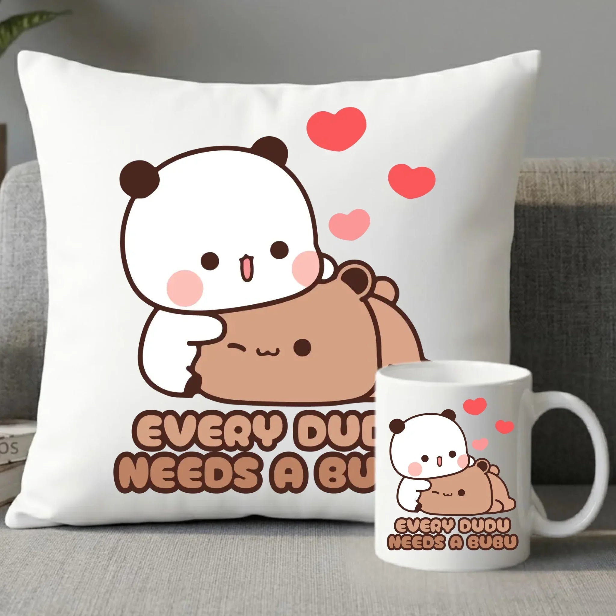 Zestaw poduszka i kubek dla par - Every Dudu needs a Bubu W32 - StoryCups.pl