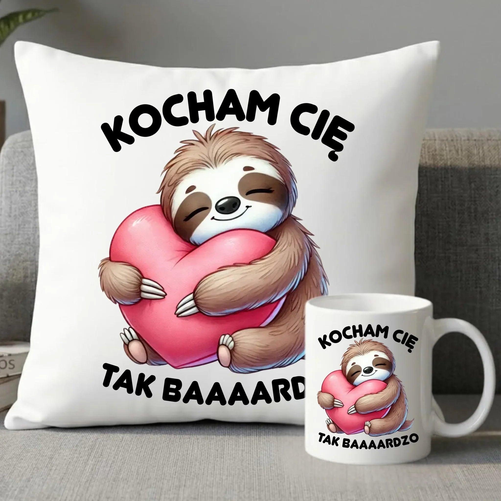 Zestaw poduszka i kubek - Leniwiec Kocham Cię tak baaaardzo W16 - StoryCups.pl