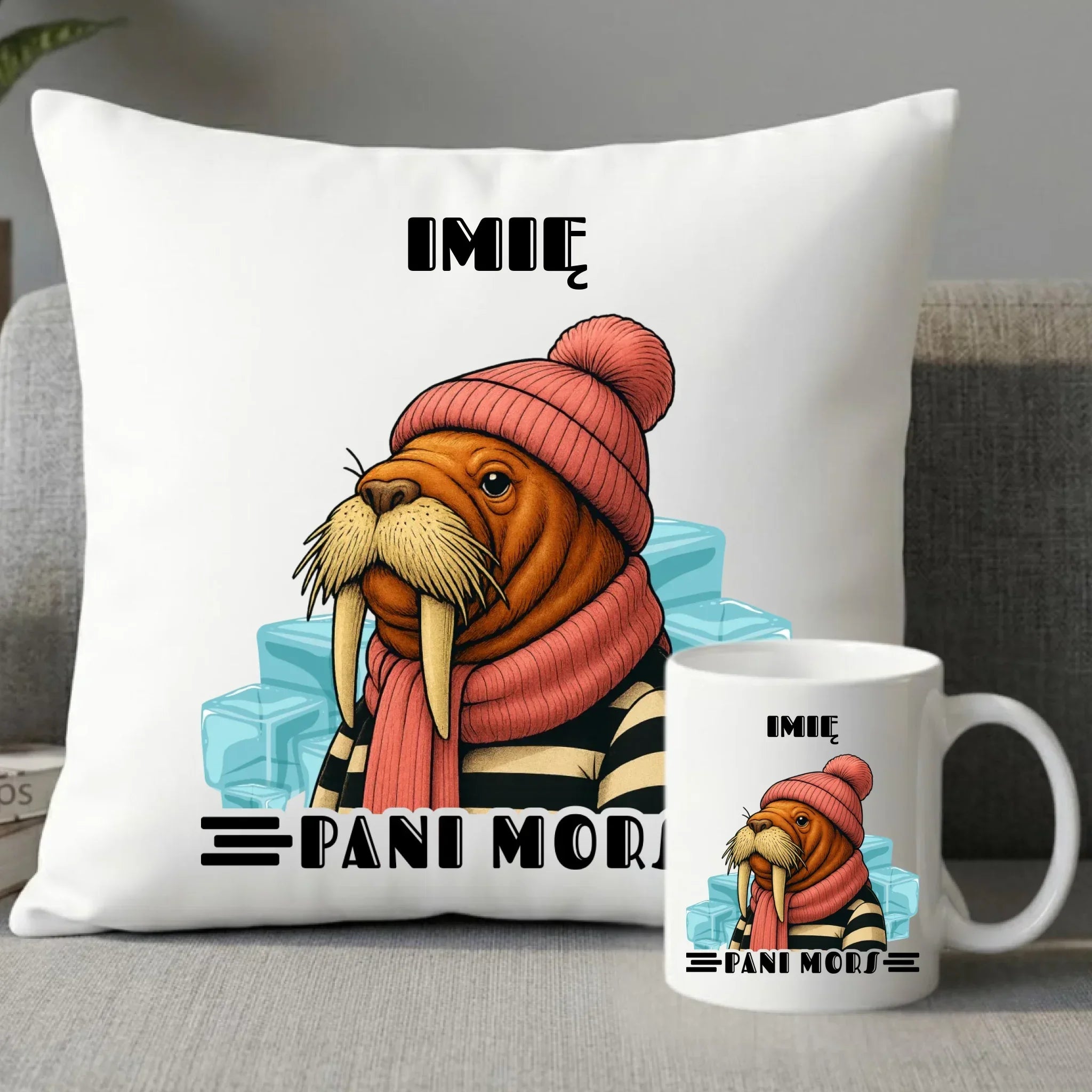 Zestaw poduszka i kubek - prezent dla morsa - Pani Mors - personalizowany HM16 - StoryCups.pl