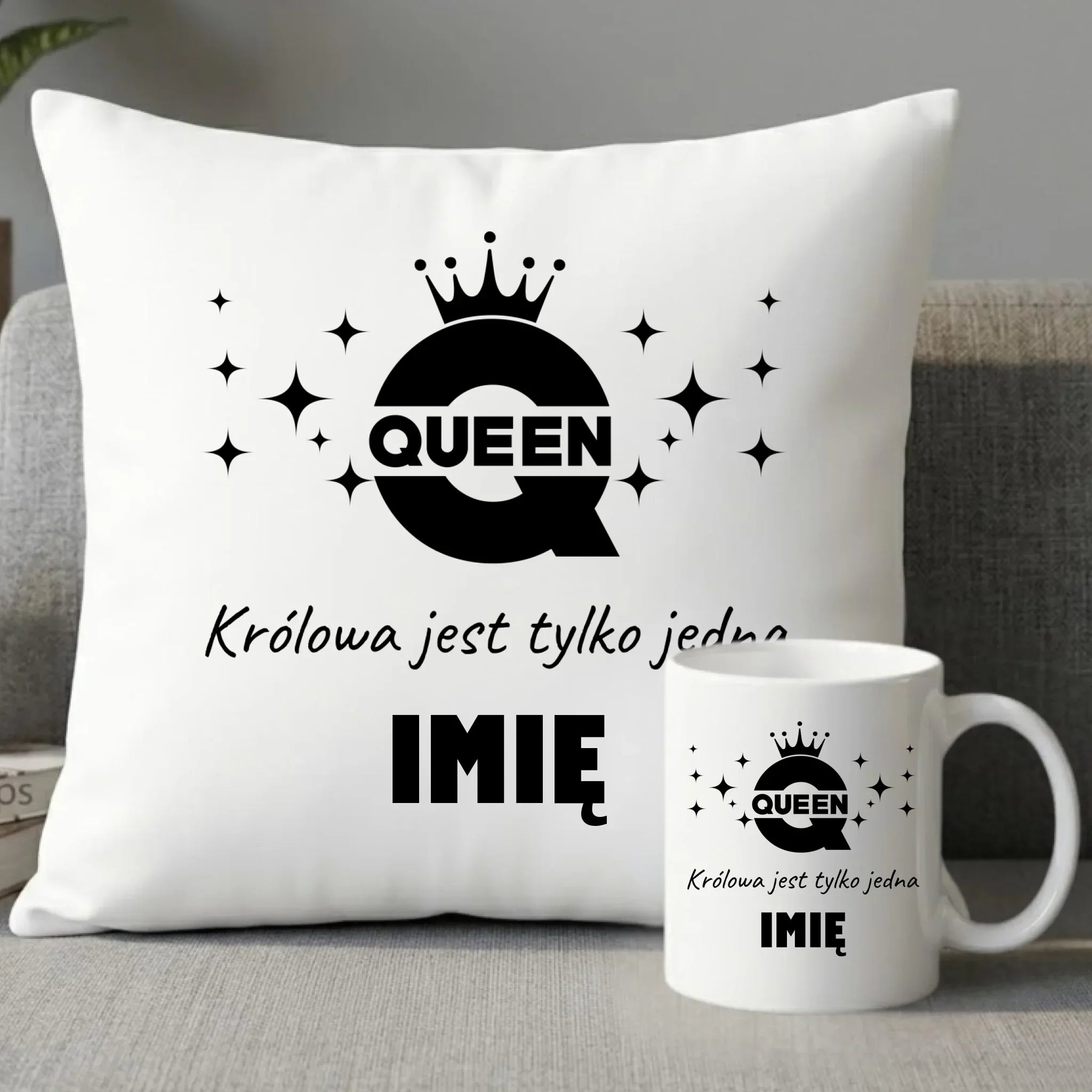 Zestaw poduszka i kubek dla niej - Queen Królowa jest tylko jedna - personalizowany W40 - StoryCups.pl