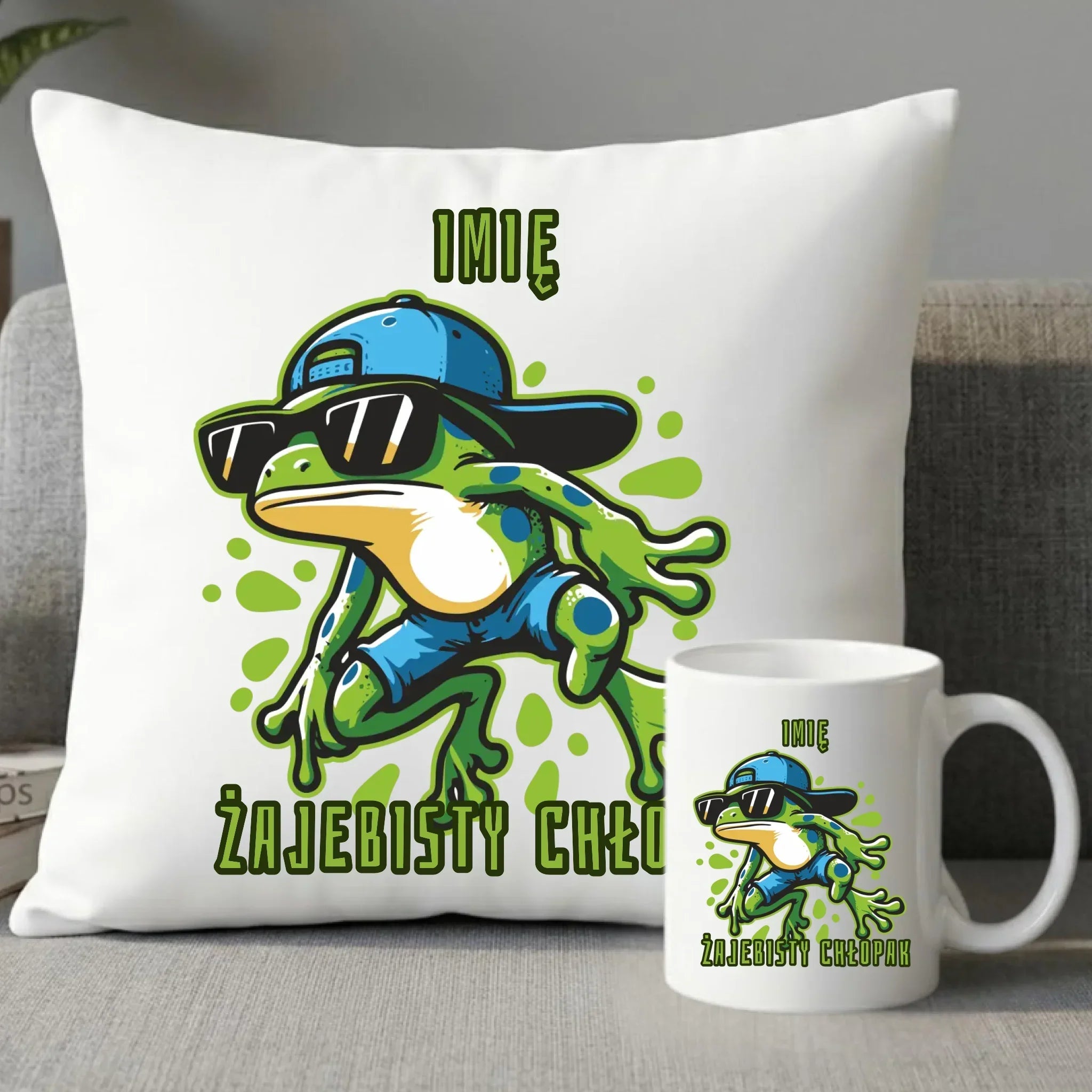 Zestaw poduszka i kubek - Żajebisty Chłopak prezent na Dzień Chłopaka - personalizowany DCH02 - StoryCups.pl