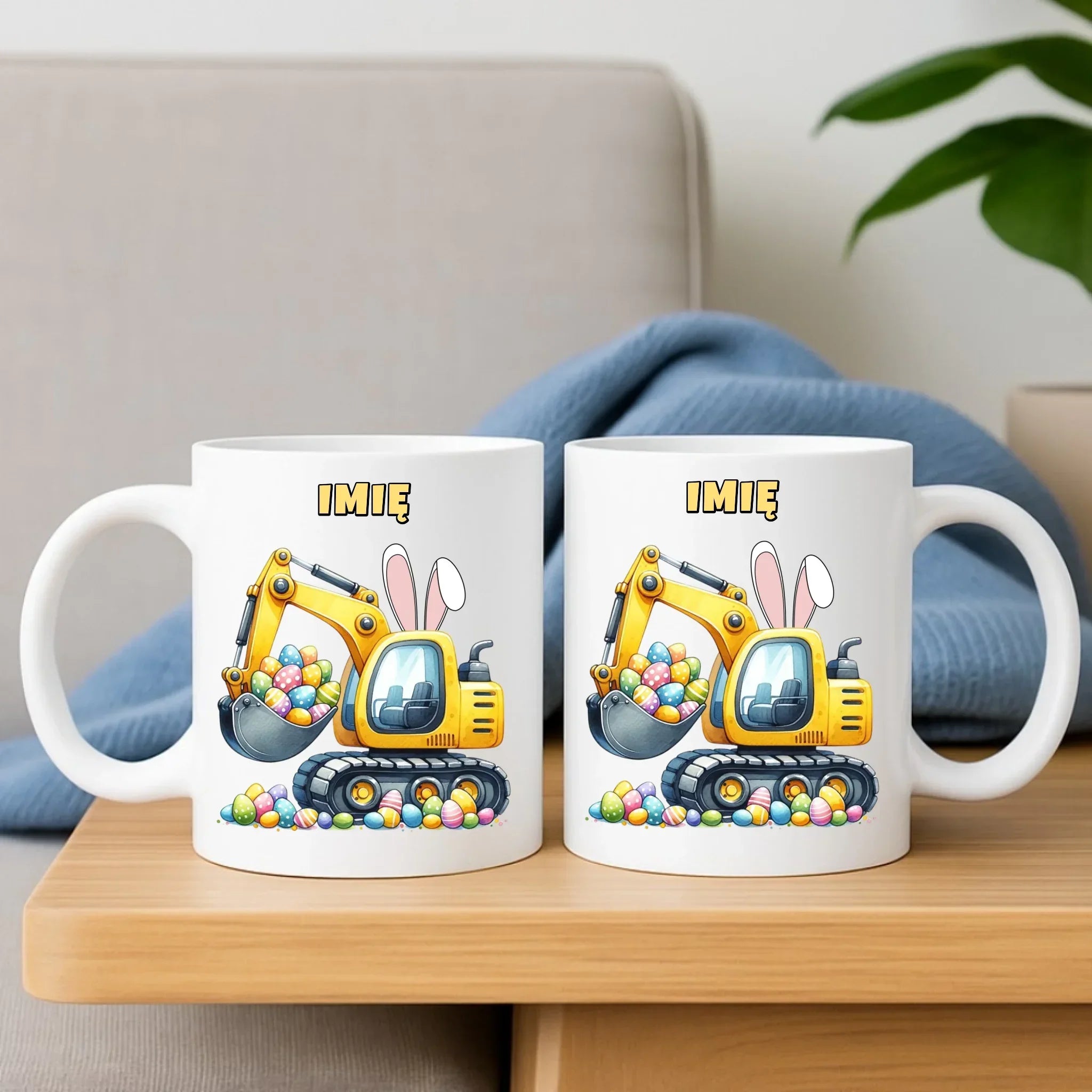 Zestaw poduszka i kubek na Wielkanoc - Koparka z pisankami - personalizowany WN17 - StoryCups.pl
