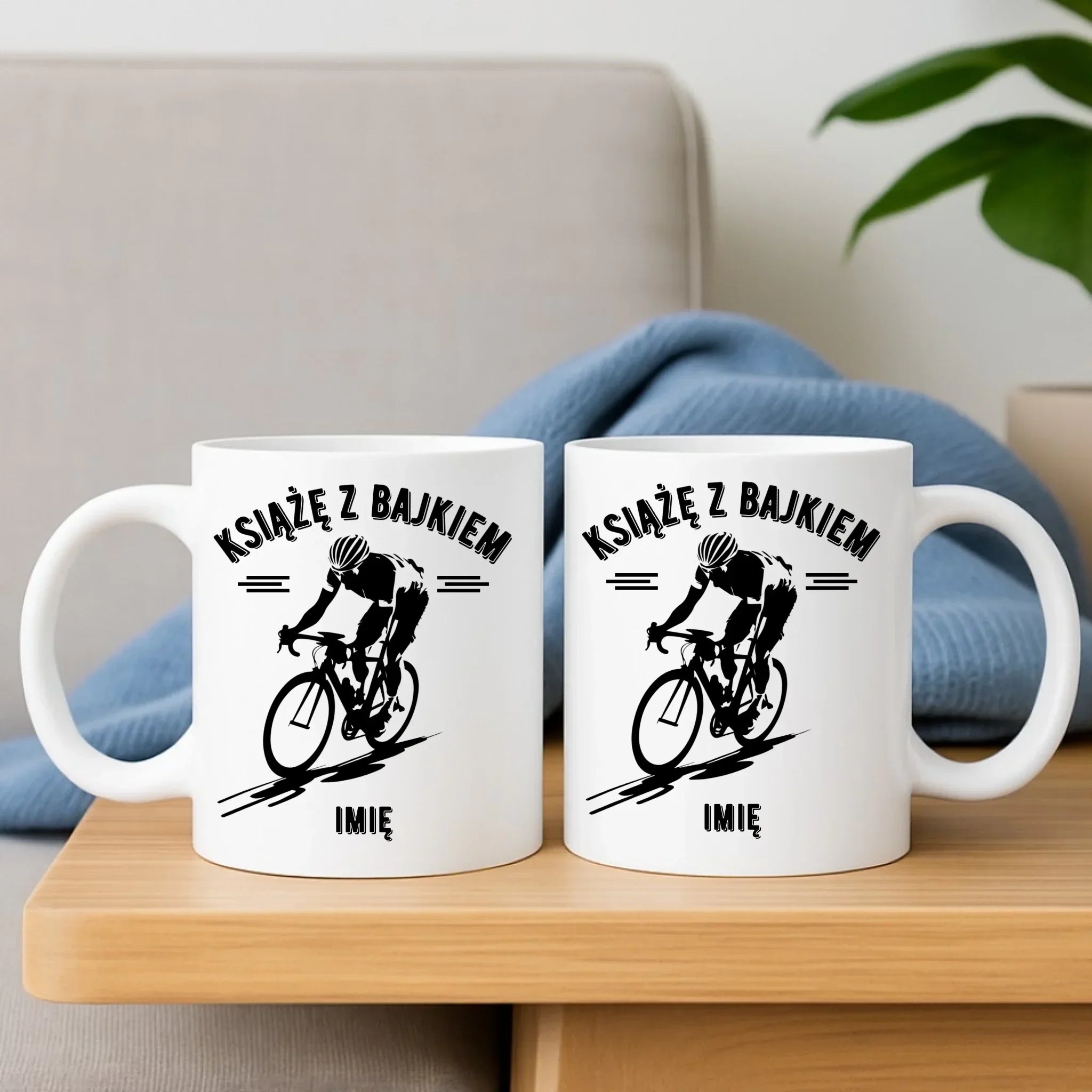 Zestaw poduszka i kubek dla rowerzysty - Książę z bajkiem - personalizowany HR01 - StoryCups.pl