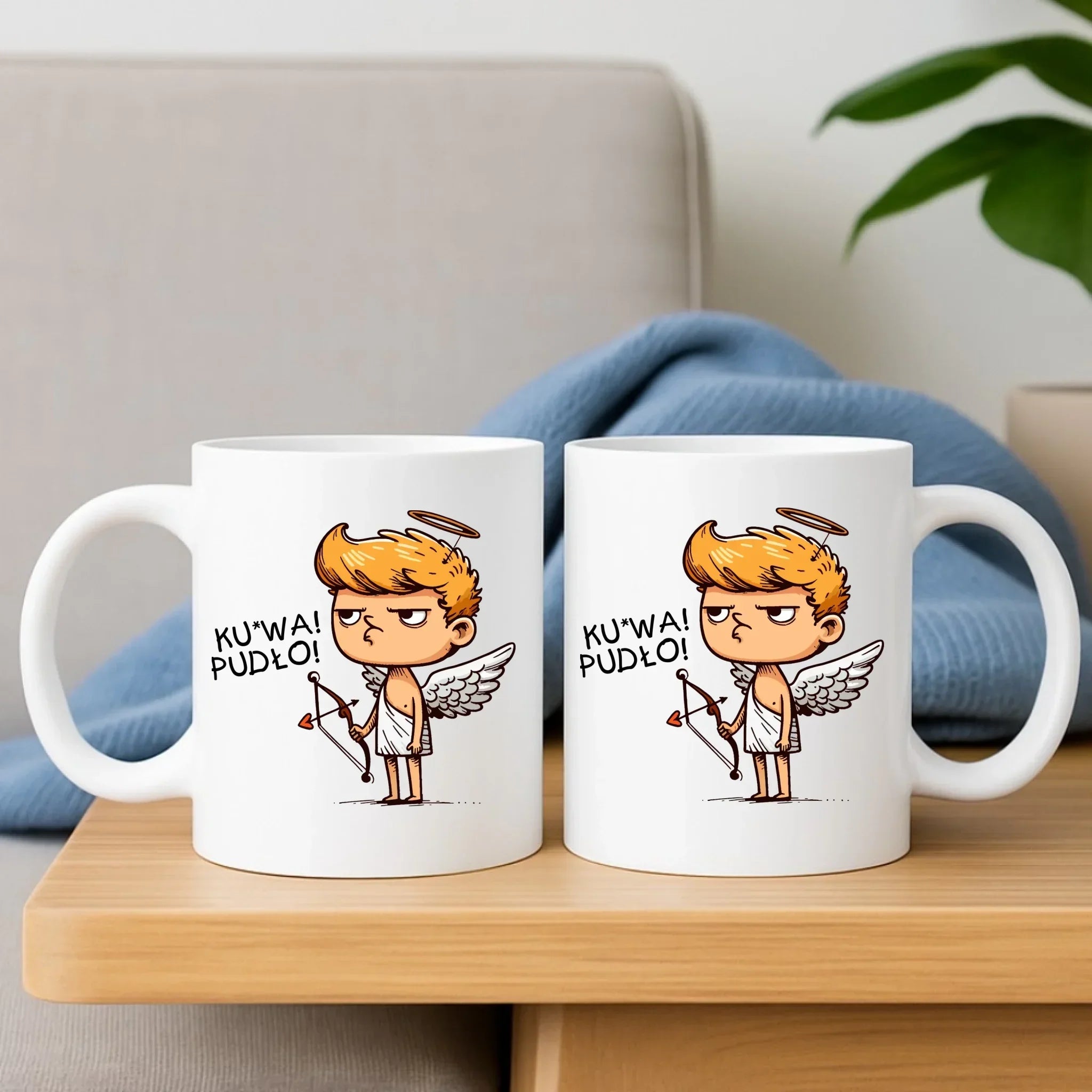 Zestaw poduszka i kubek - Aniołek z łukiem ku*wa pudło - bez cenzury W56 - StoryCups.pl