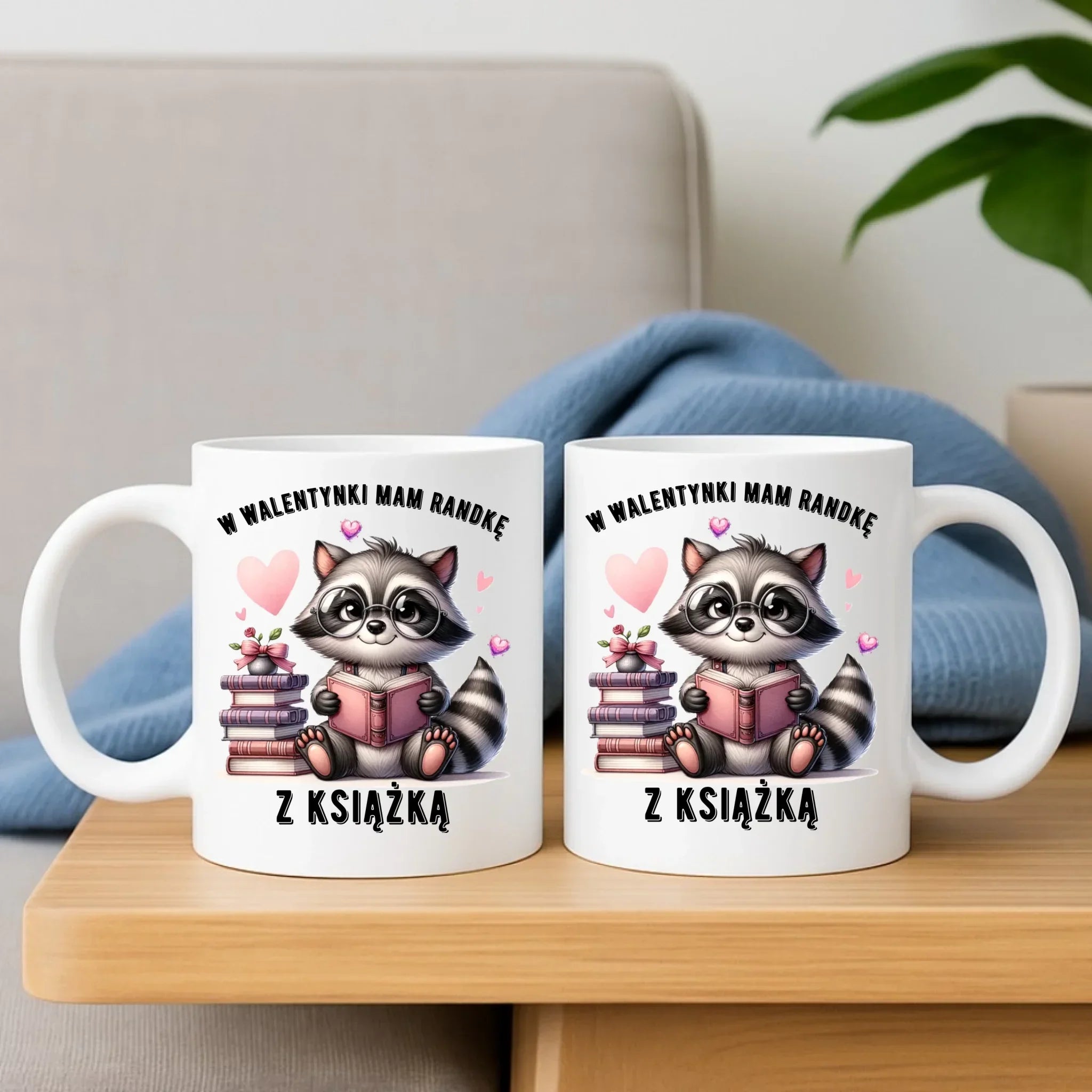 Zestaw poduszka i kubek na Walentynki dla mola książkowego – Mam randkę z książką W20 - StoryCups.pl