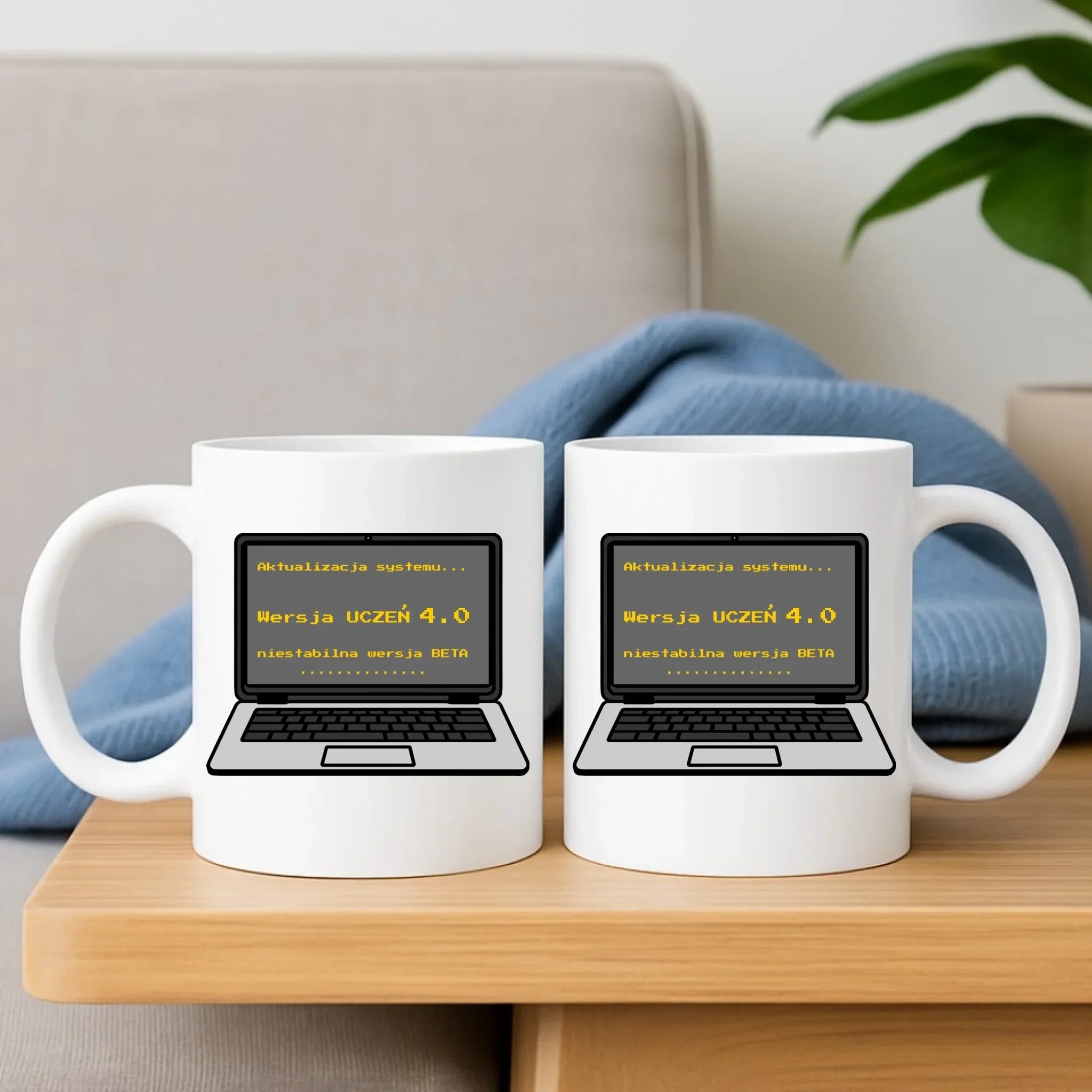Zestaw poduszka i kubek dla ucznia - Aktualizacja systemu - powrót do szkoły - personalizowany SZ16 - StoryCups.pl