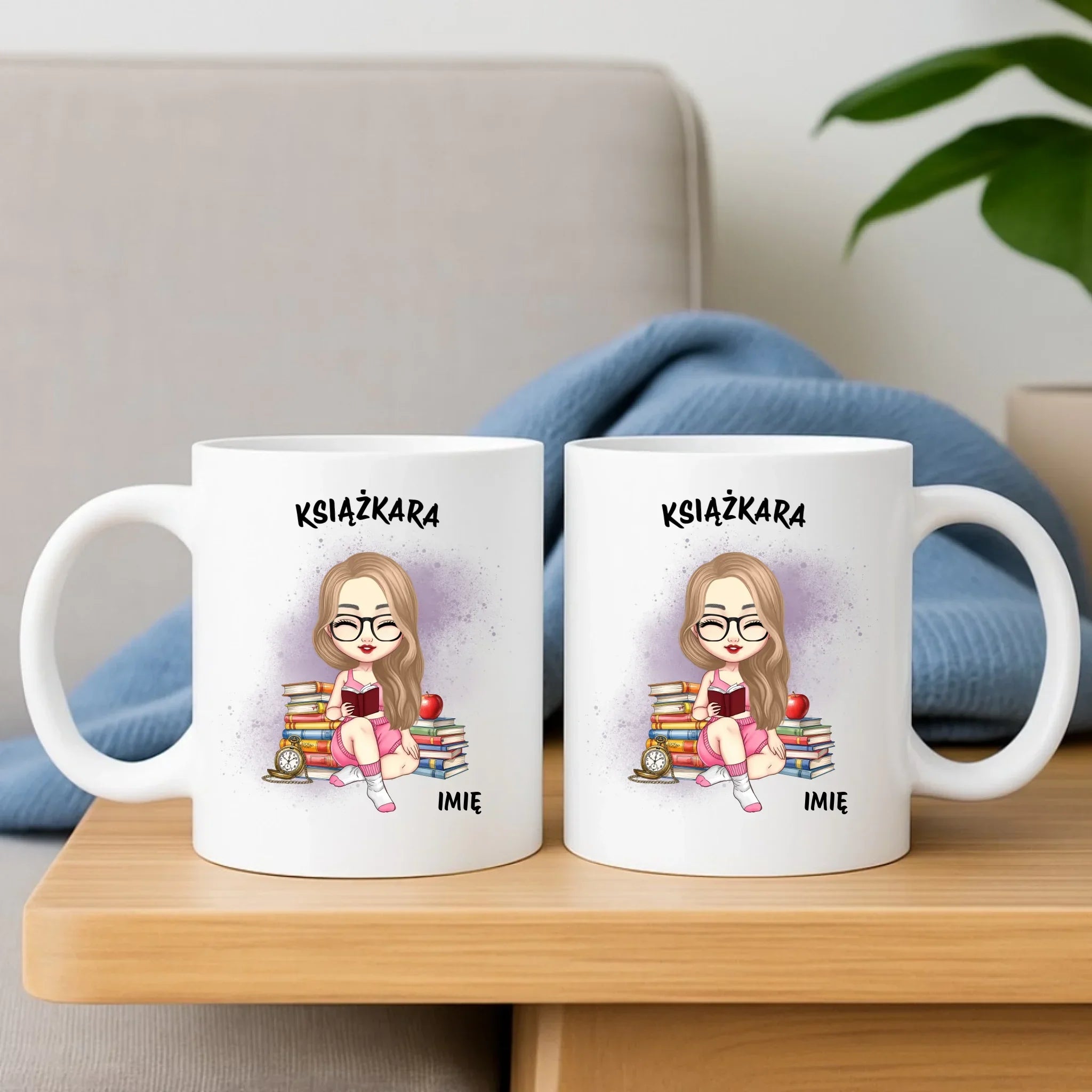 Zestaw poduszka i kubek - Książkara - Prezent dla miłośniczki czytania książek - personalizowany DZ04 - StoryCups.pl