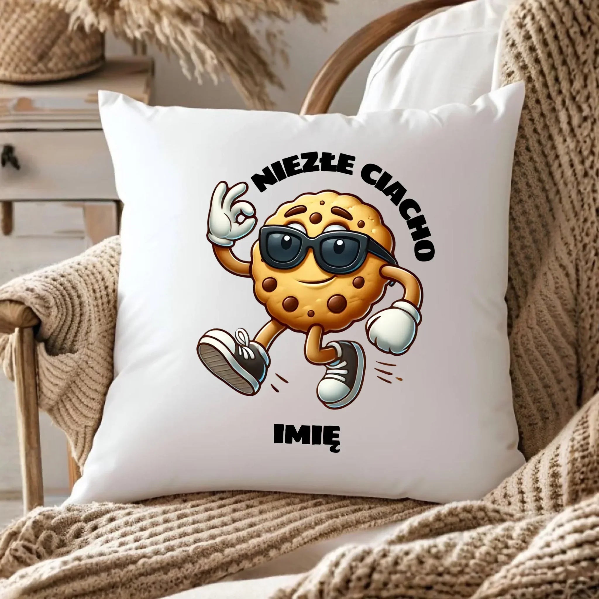 Poduszka - Niezłe ciacho - personalizowana DCH31 - StoryCups.pl