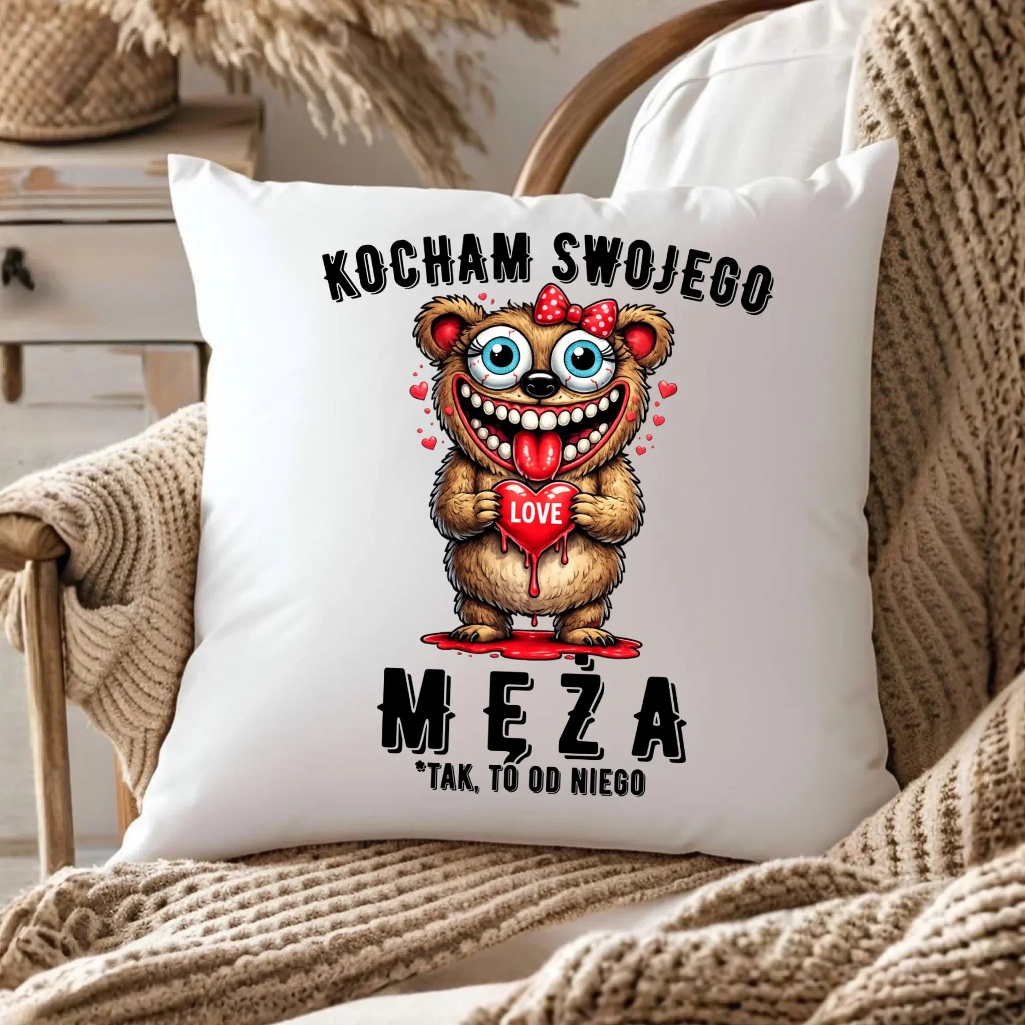 Poduszka dla żony - Kocham swojego męża W22 - StoryCups.pl