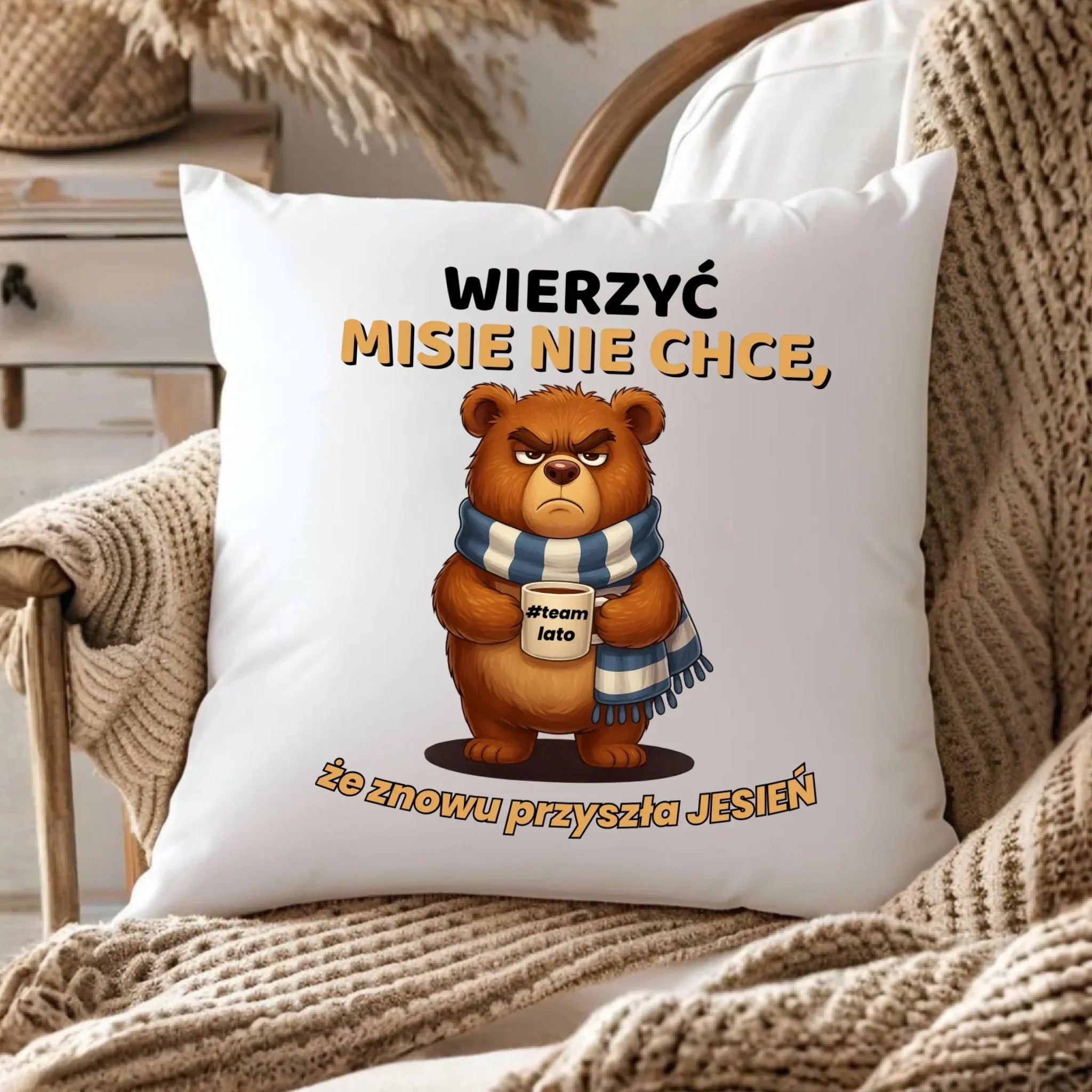 Poduszka jesienna - Wierzyć MISIE nie chce, że znowu przyszła jesień - Team lato JS35 - StoryCups.pl