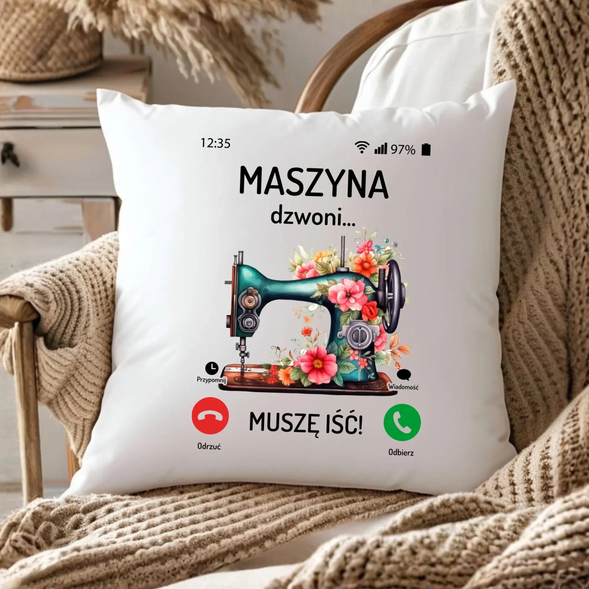 Poduszka szyciowa dla krawcowej - Maszyna dzwoni muszę iść HS05 - StoryCups.pl