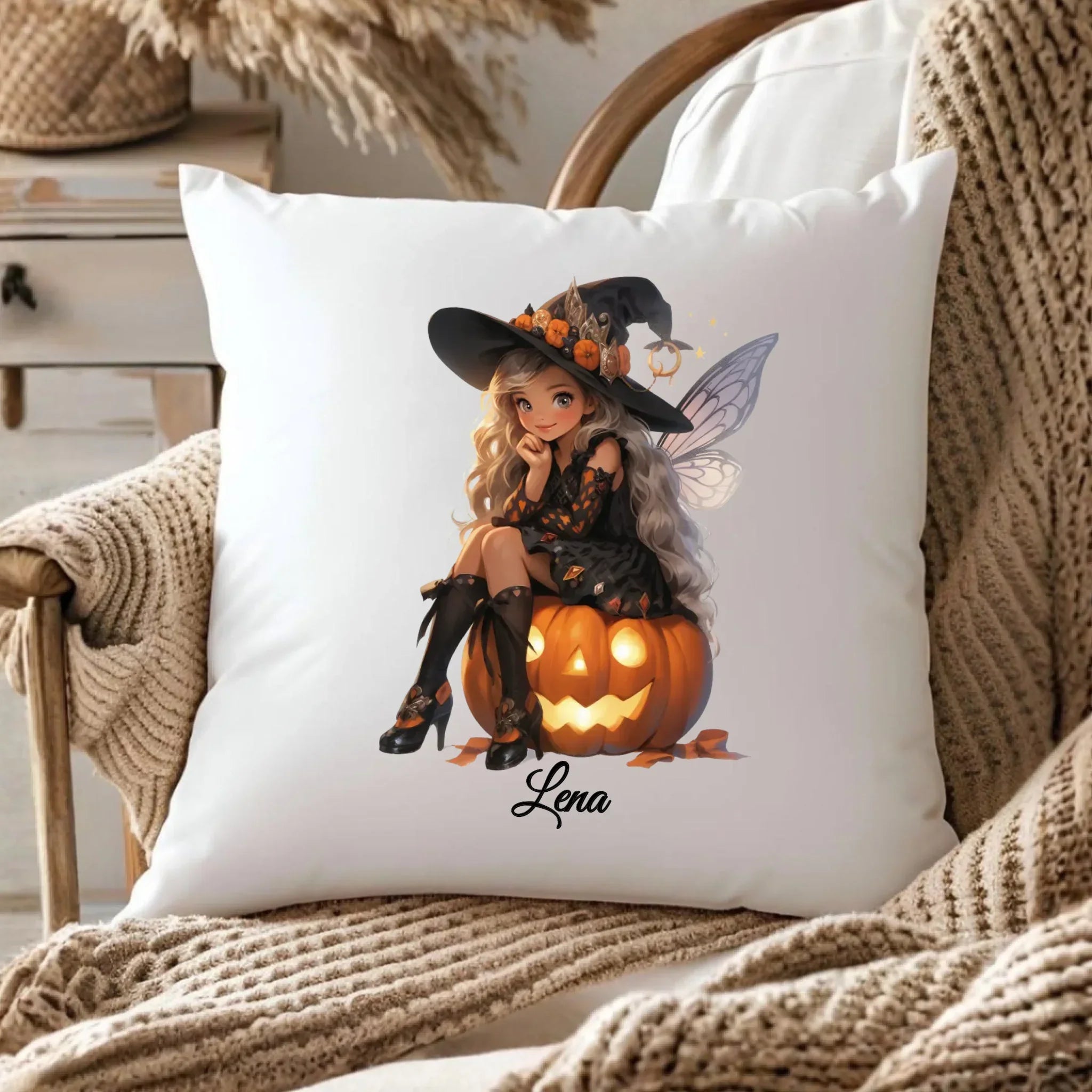 Poduszka na Halloween - Wróżka - wybierz postać - personalizowana HL02 - StoryCups.pl
