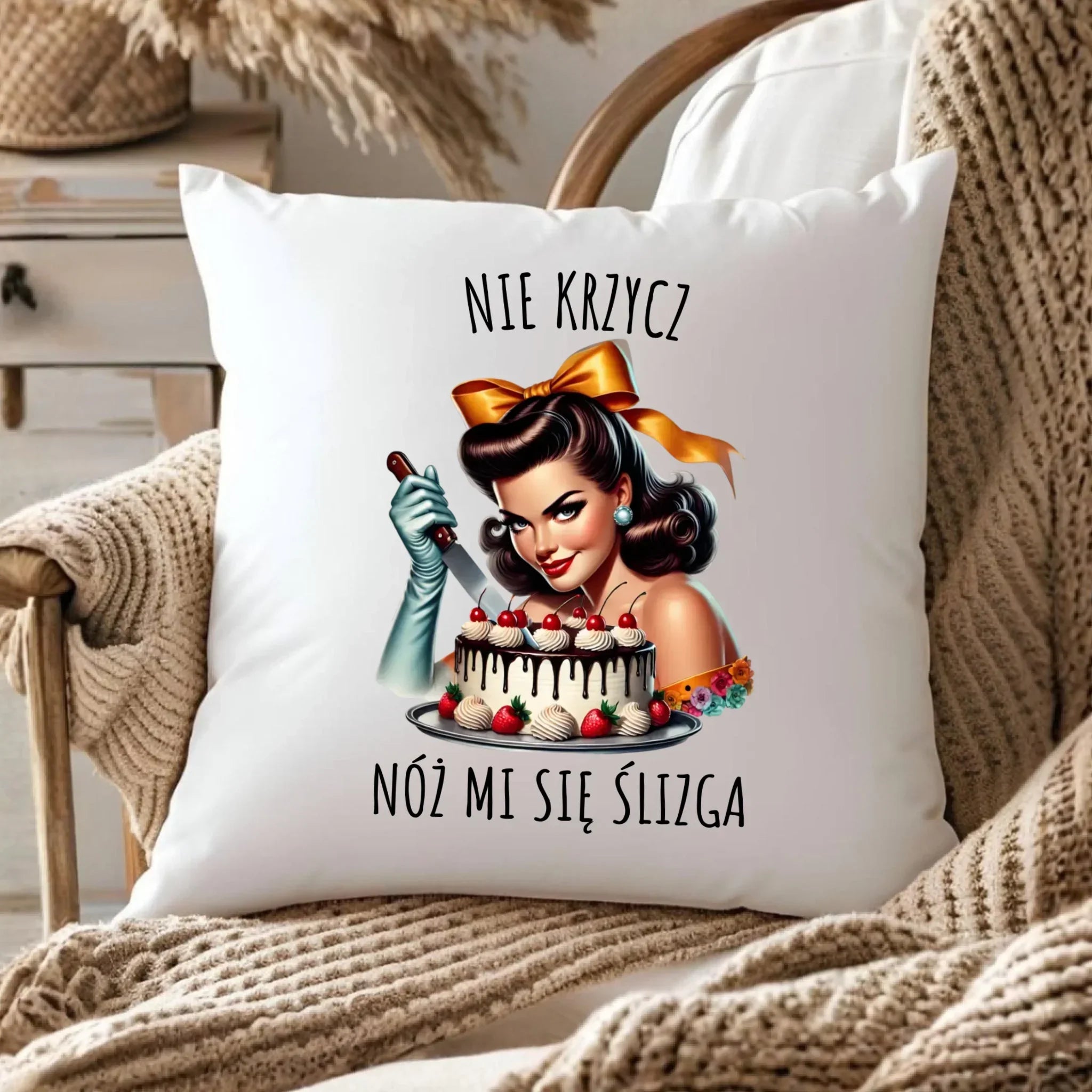 Poduszka - Nie krzycz, nóż mi się ślizga - Czarny humor DZ22 - StoryCups.pl