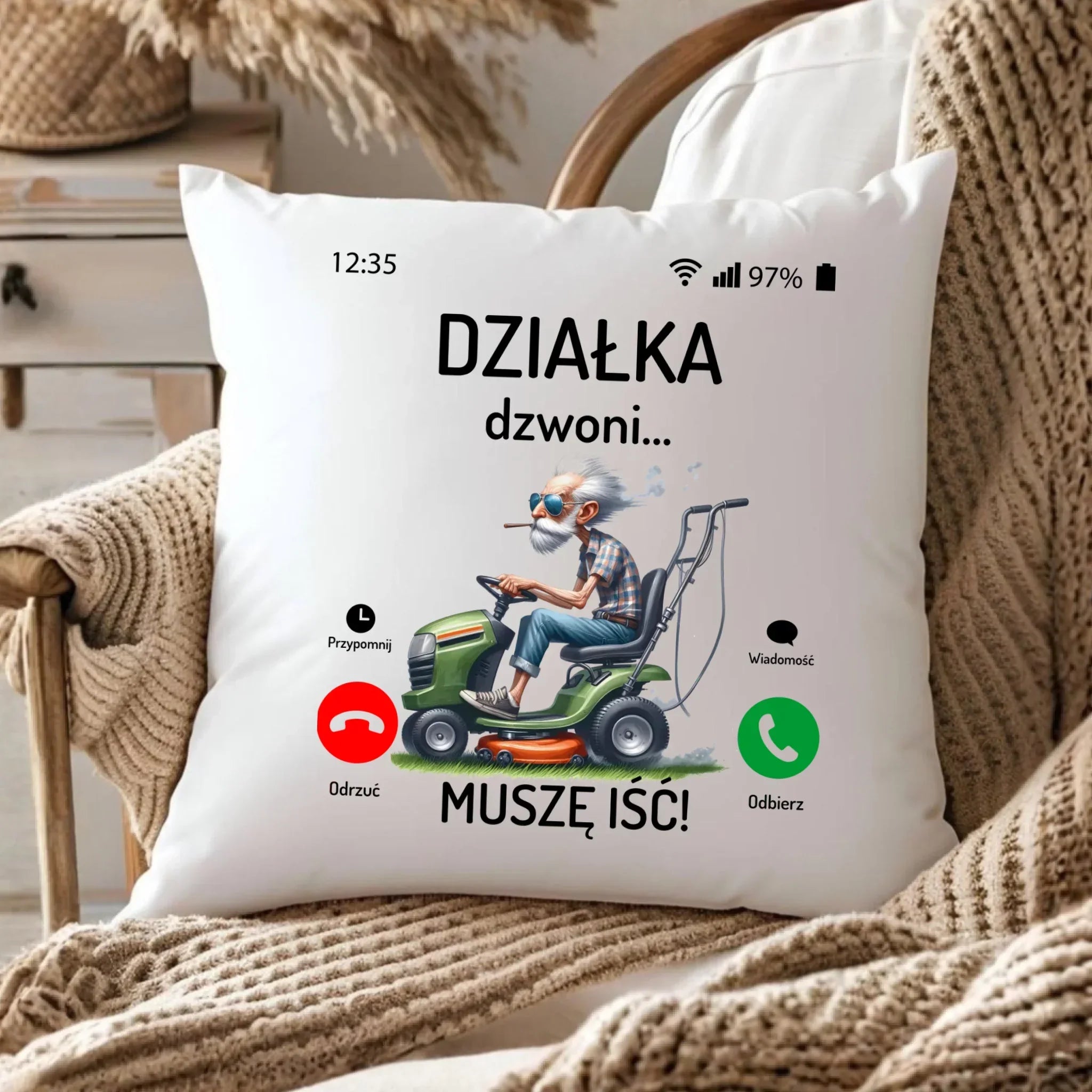 Poduszka dla dziadka - Działka dzwoni muszę iść D35 - StoryCups.pl