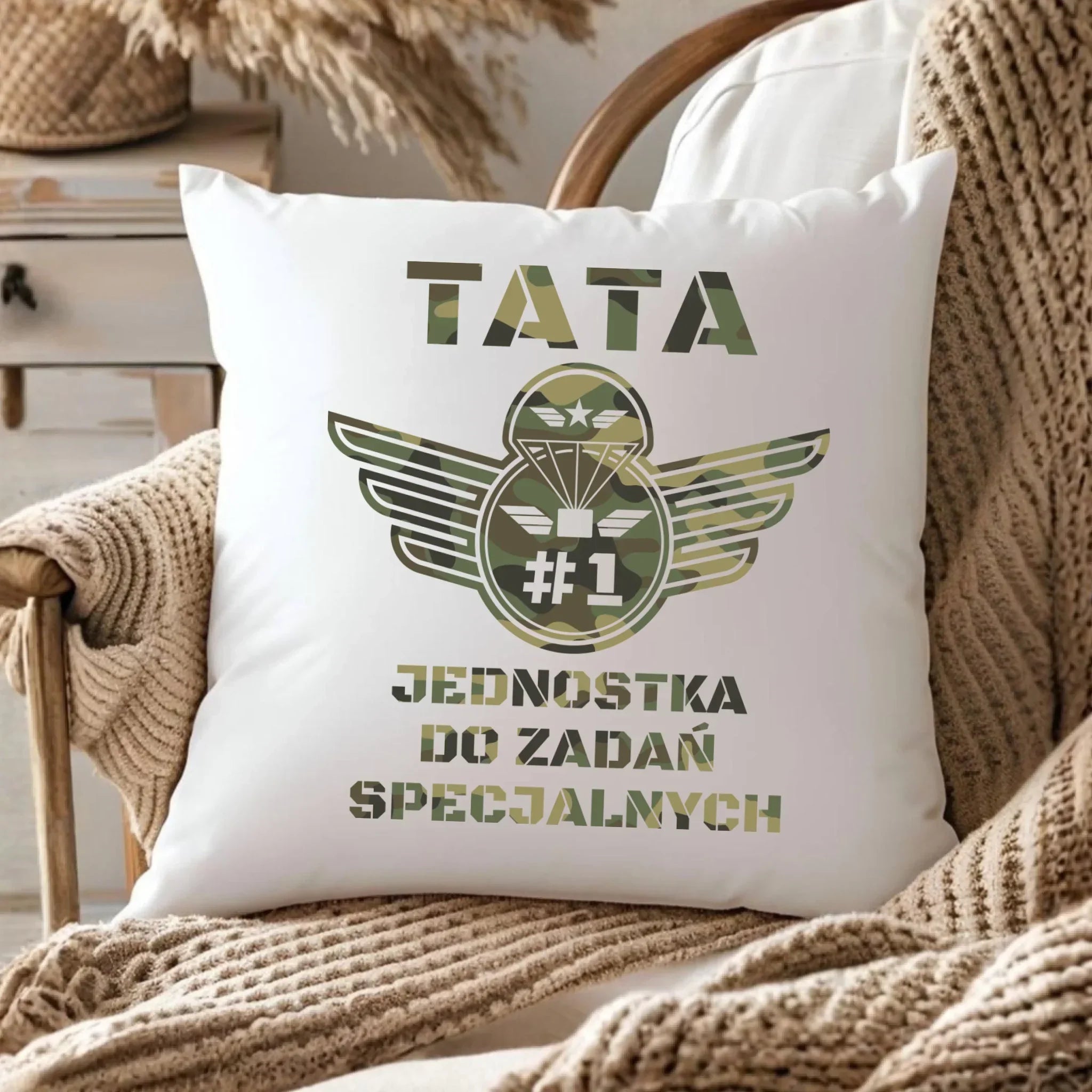 Poduszka dla taty - Tata jednostka do zadań specjalnych DT42 - StoryCups.pl