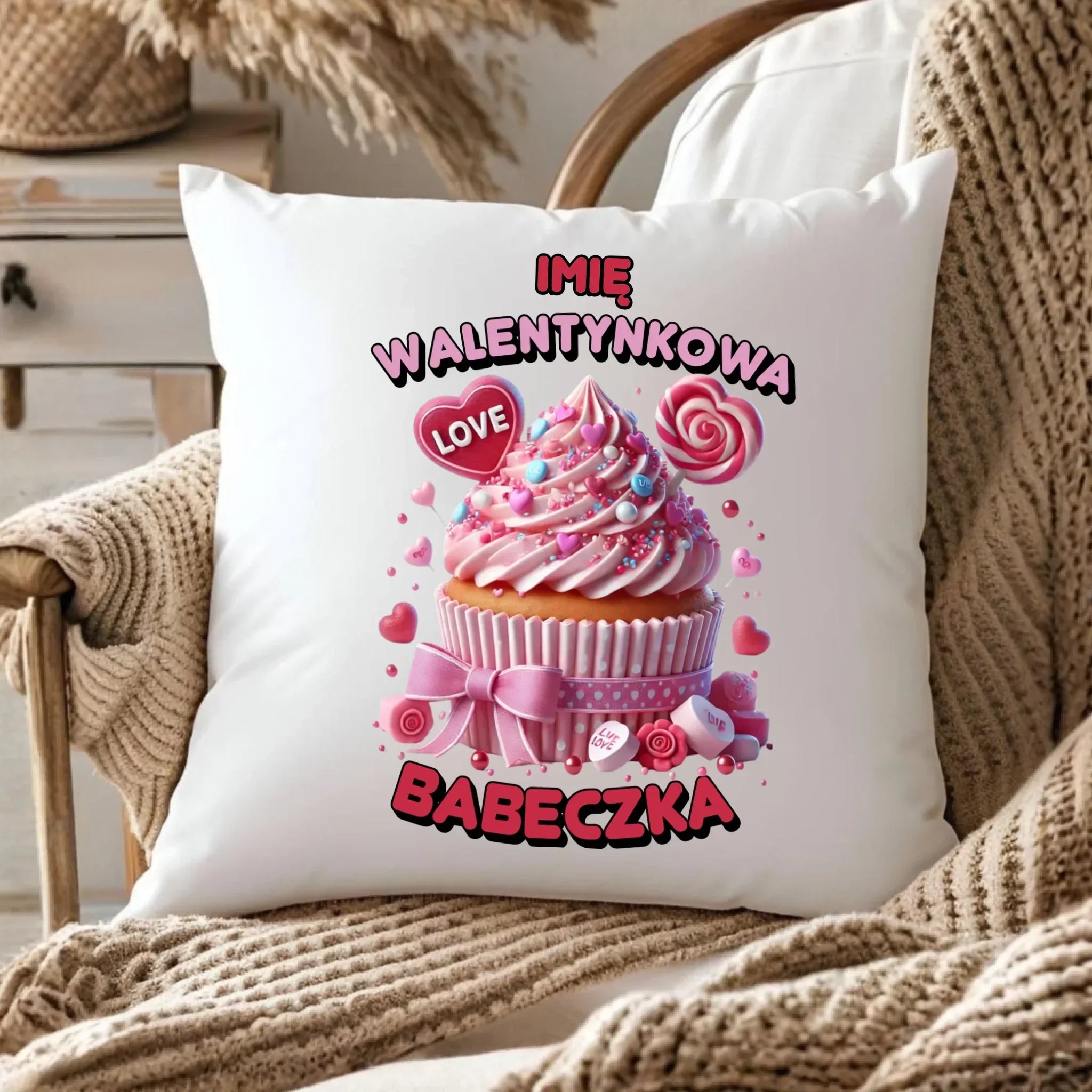 Poduszka na Walentynki - Walentynkowa Babeczka - personalizowana W21 - StoryCups.pl