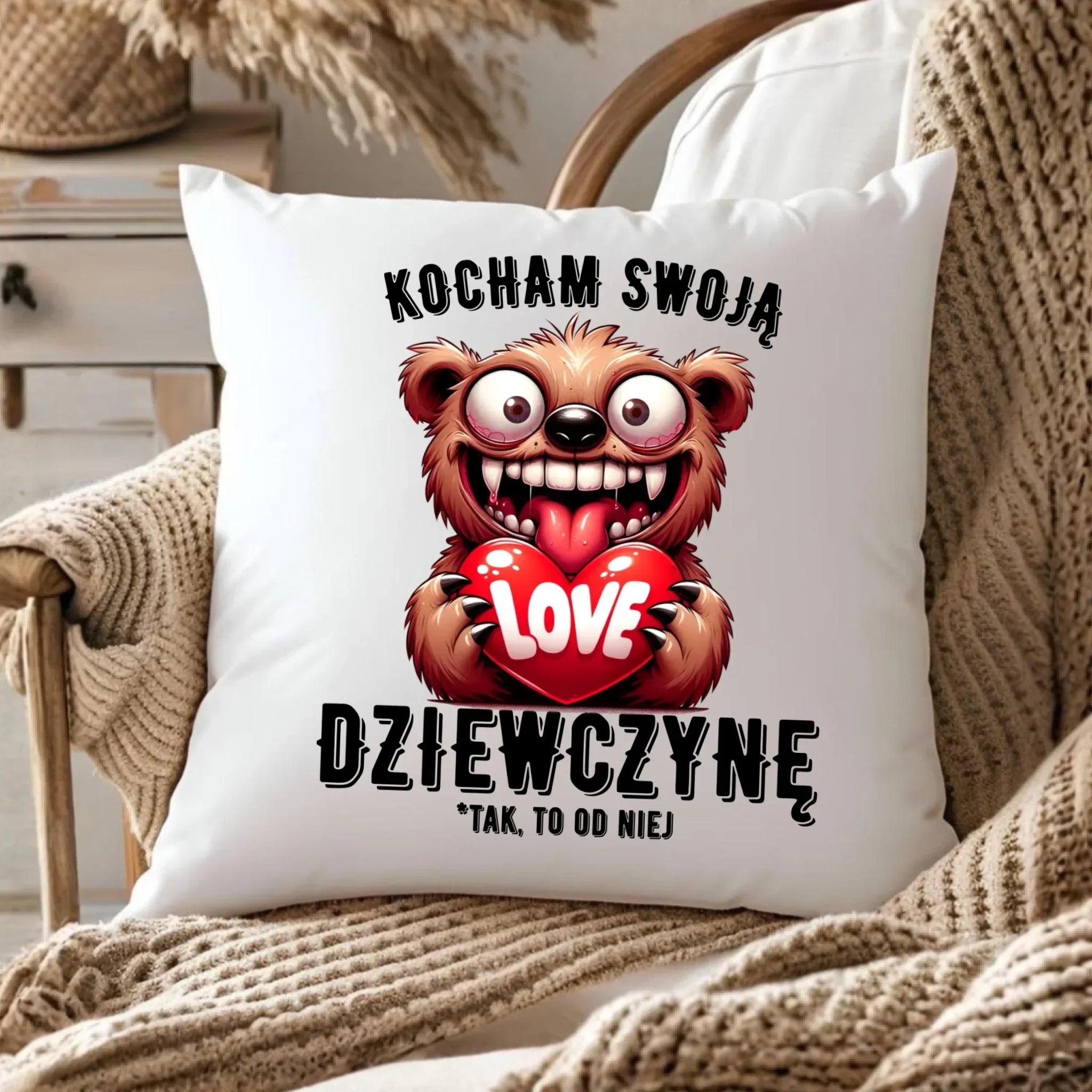Poduszka dla chłopaka - Kocham swoją dziewczynę W30 - StoryCups.pl