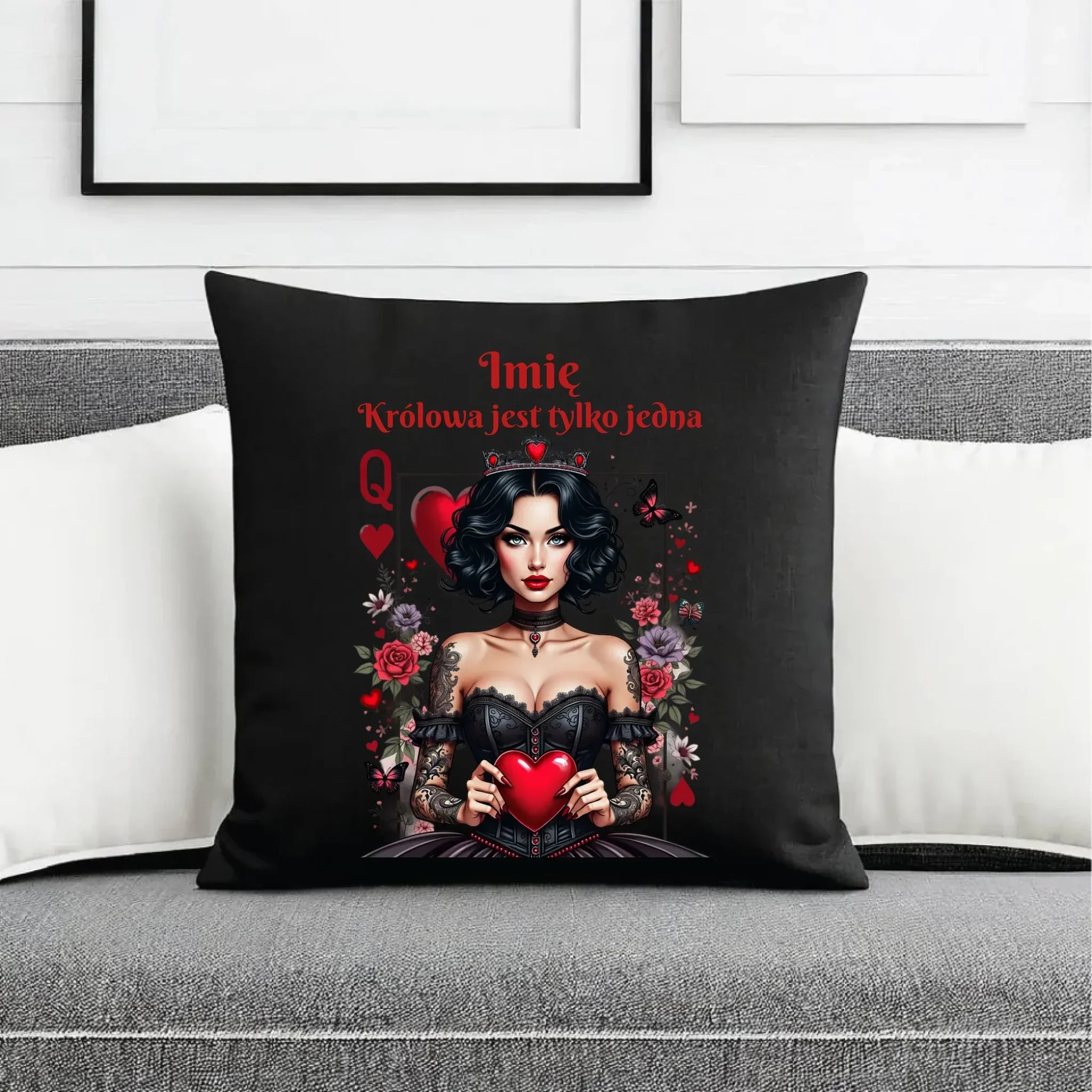 Poduszka dekoracyjna dla niej - Królowa jest tylko jedna - personalizowana W46 - StoryCups.pl