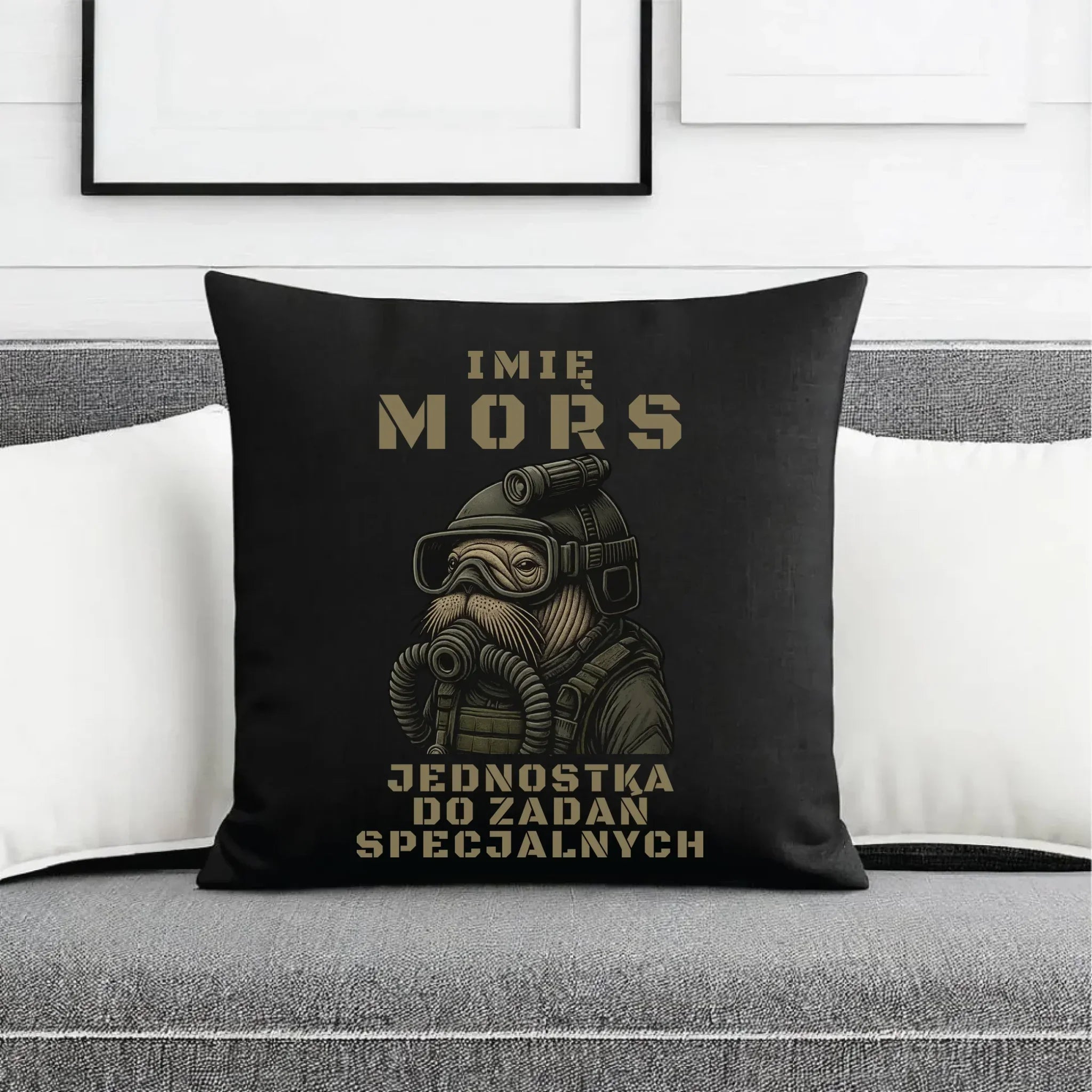Poduszka dekoracyjna - prezent dla morsa - Mors do zadań specjalnych - personalizowana HM07 - StoryCups.pl
