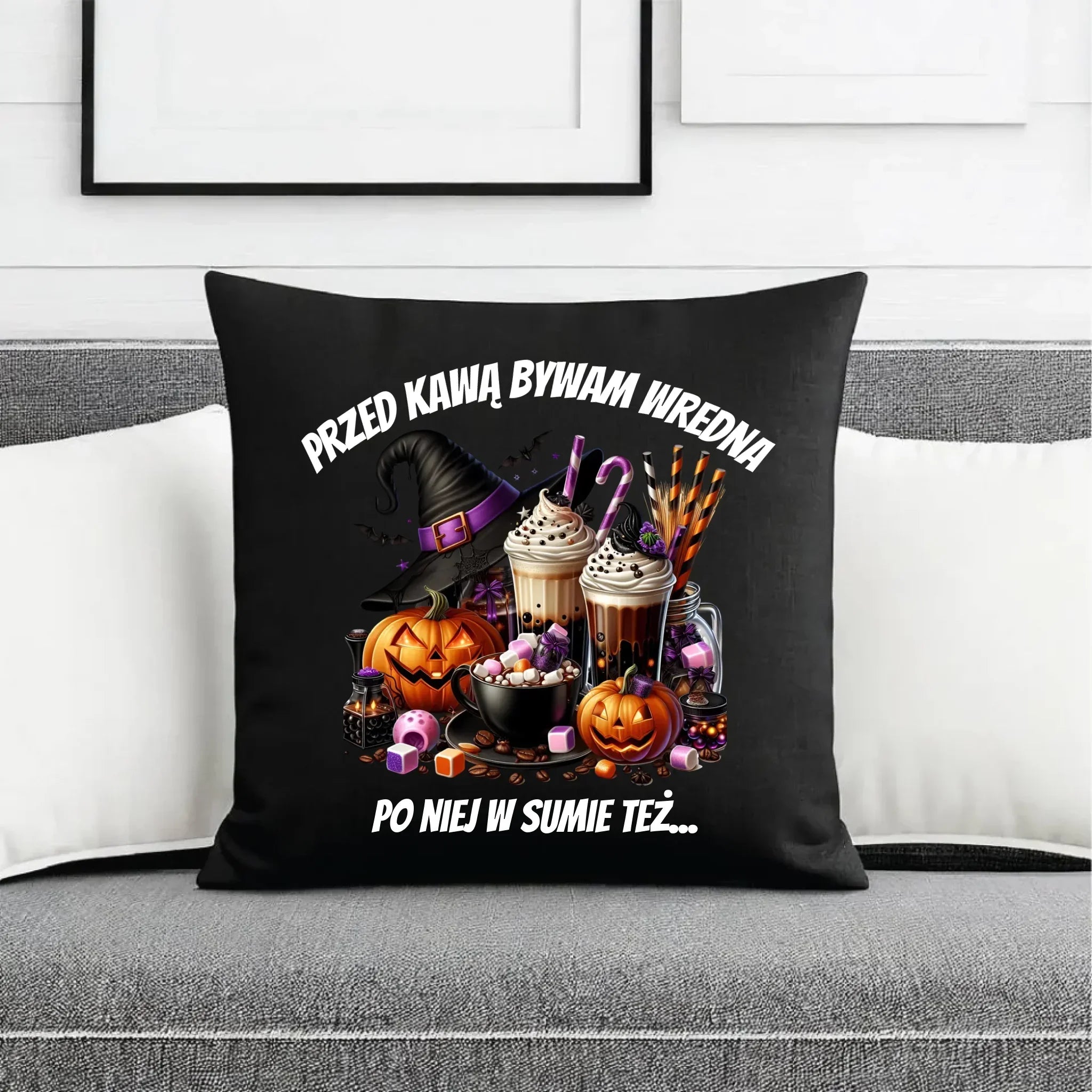 Poduszka dekoracyjna Halloween – Przed kawą bywam wredna, po niej w sumie też HL30 - StoryCups.pl