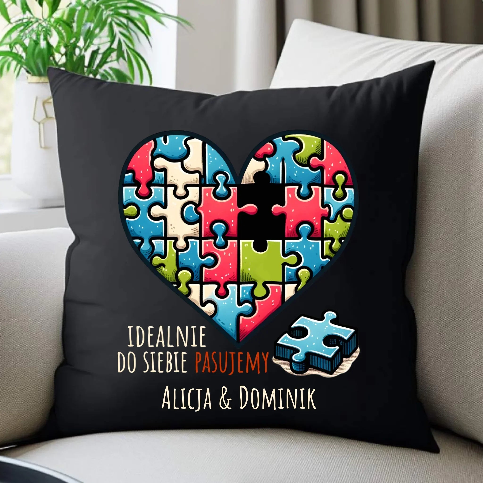 Poduszka dekoracyjna dla par - Idealnie do siebie pasujemy - personalizowana W44 - StoryCups.pl