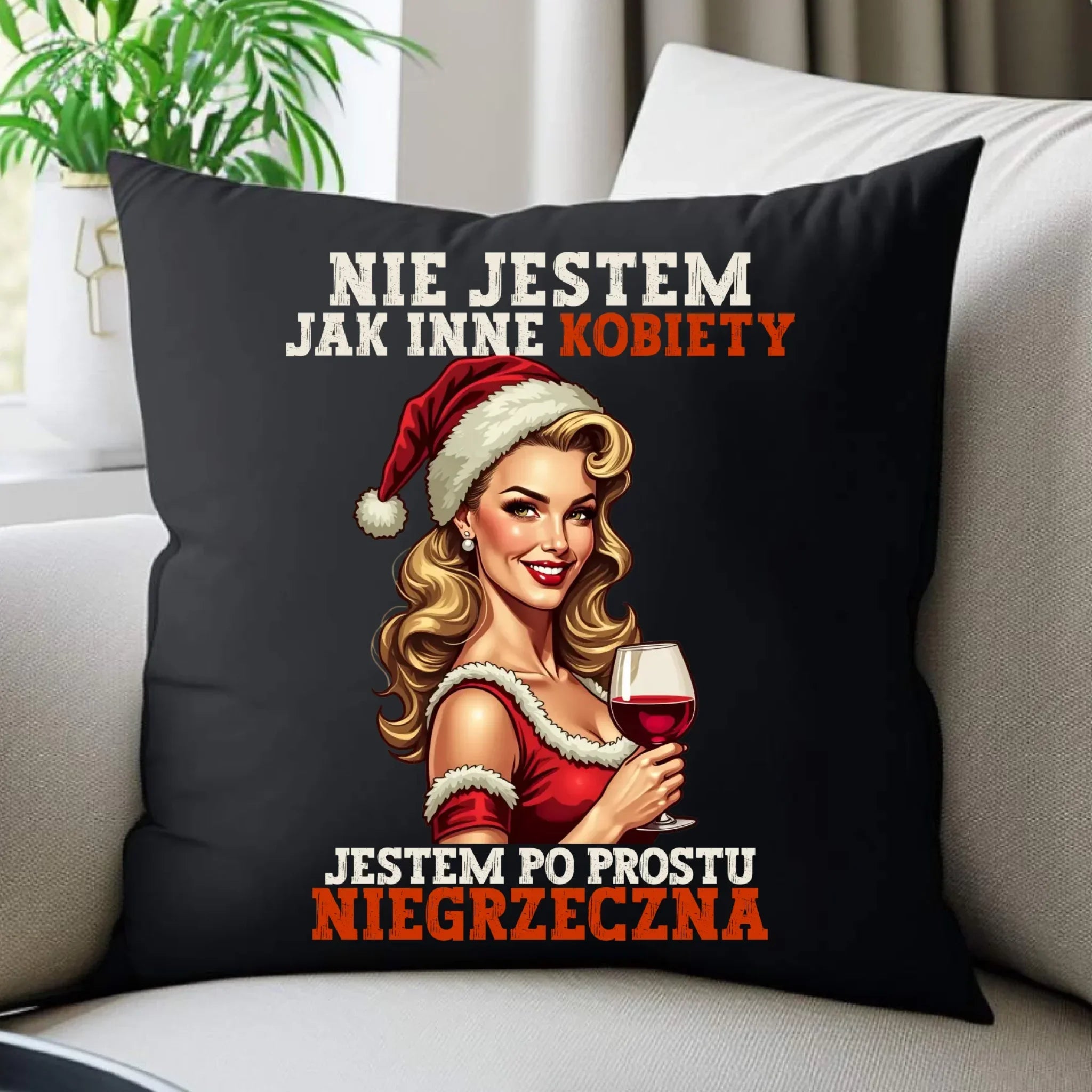 Poduszka dekoracyjna świąteczna - prezent dla niej - Nie jestem jak inne kobiety BN03 - StoryCups.pl