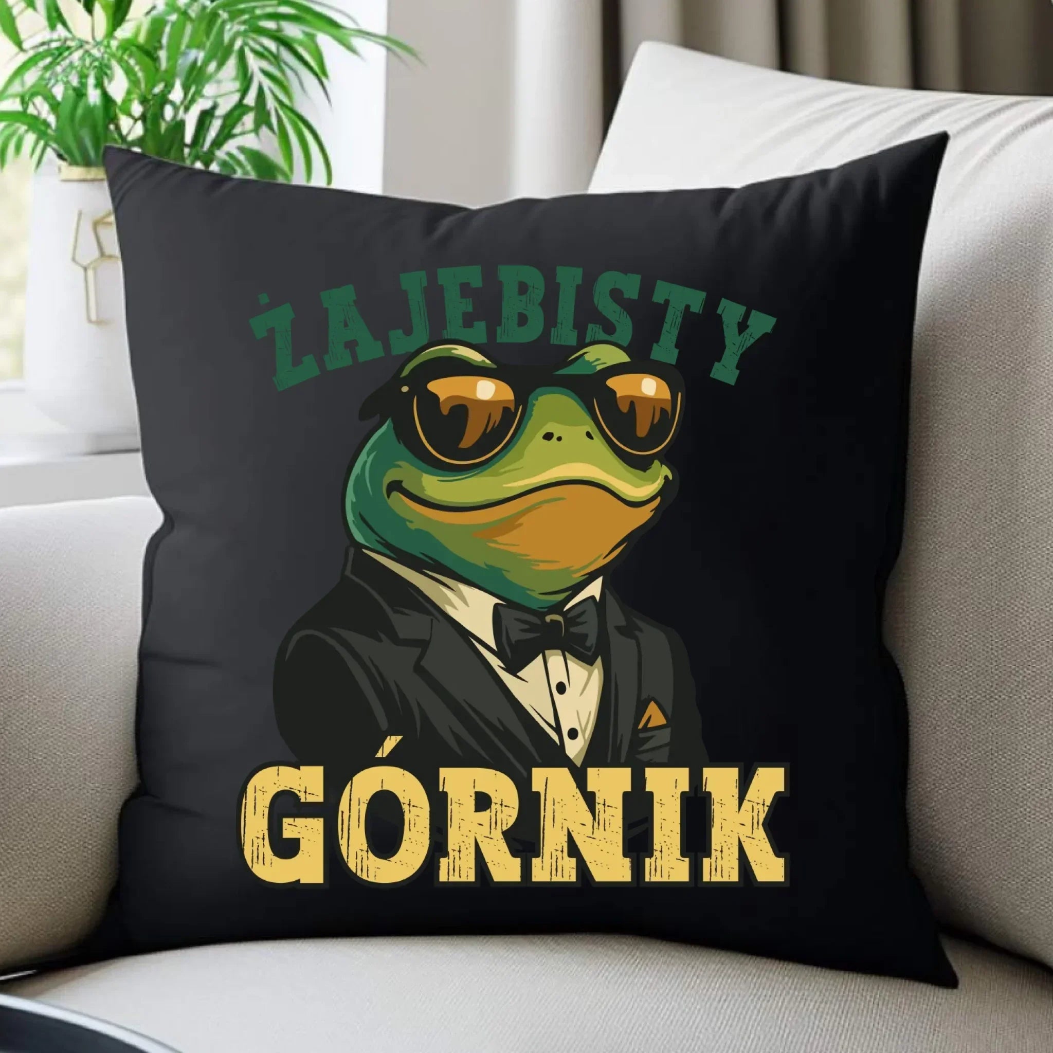 Poduszka dekoracyjna - prezent dla górnika - Żajebisty górnik G18 - StoryCups.pl