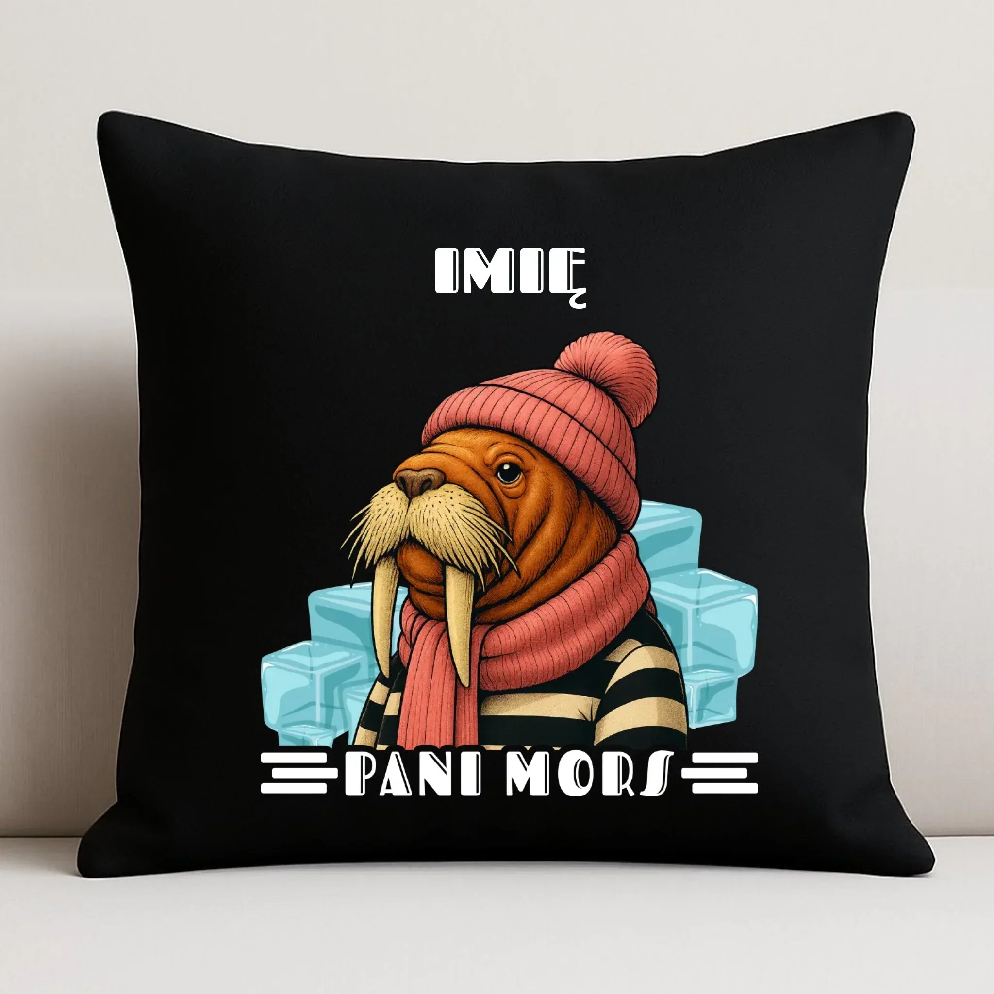 Poduszka dekoracyjna - prezent dla morsa - Pani Mors - personalizowana HM16 - StoryCups.pl