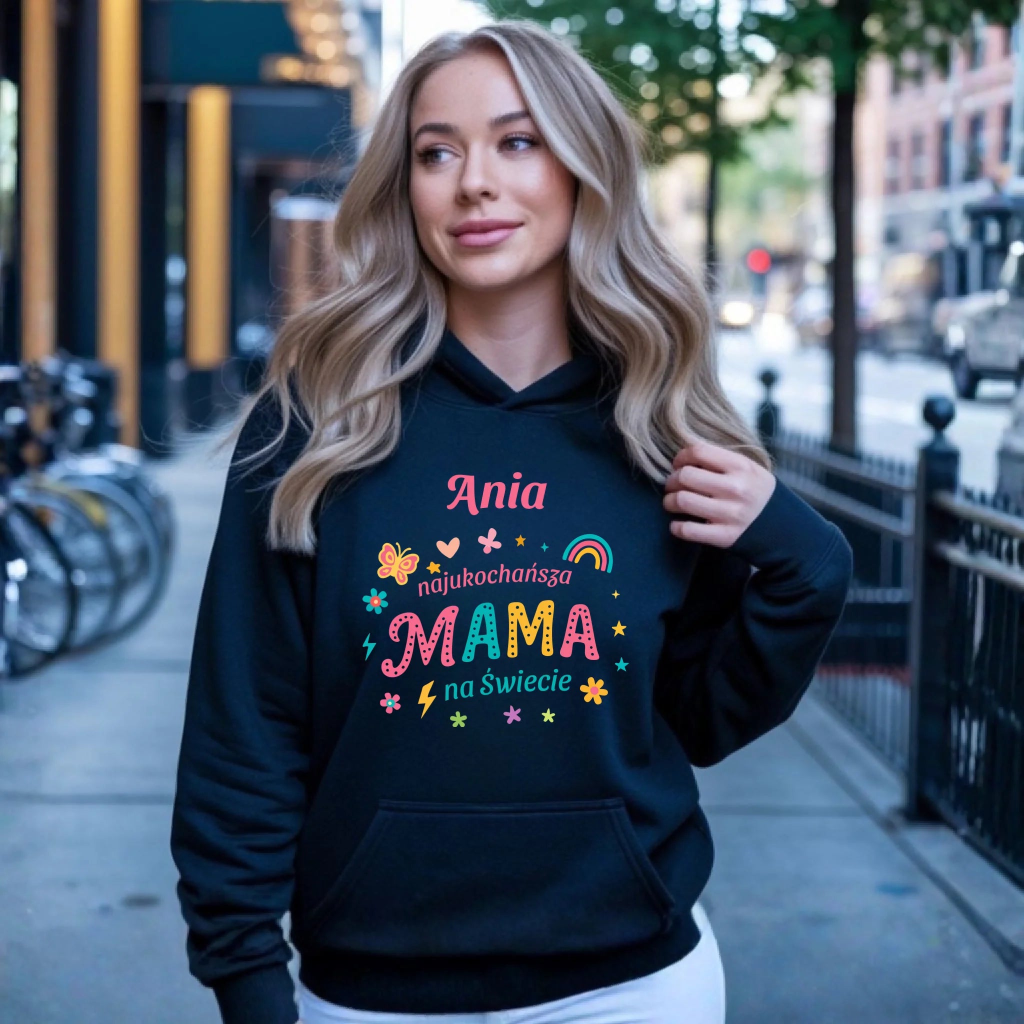 Bluza z kapturem dla mamy - Najukochańsza mama na Świecie - personalizowana DM03 - StoryCups.pl