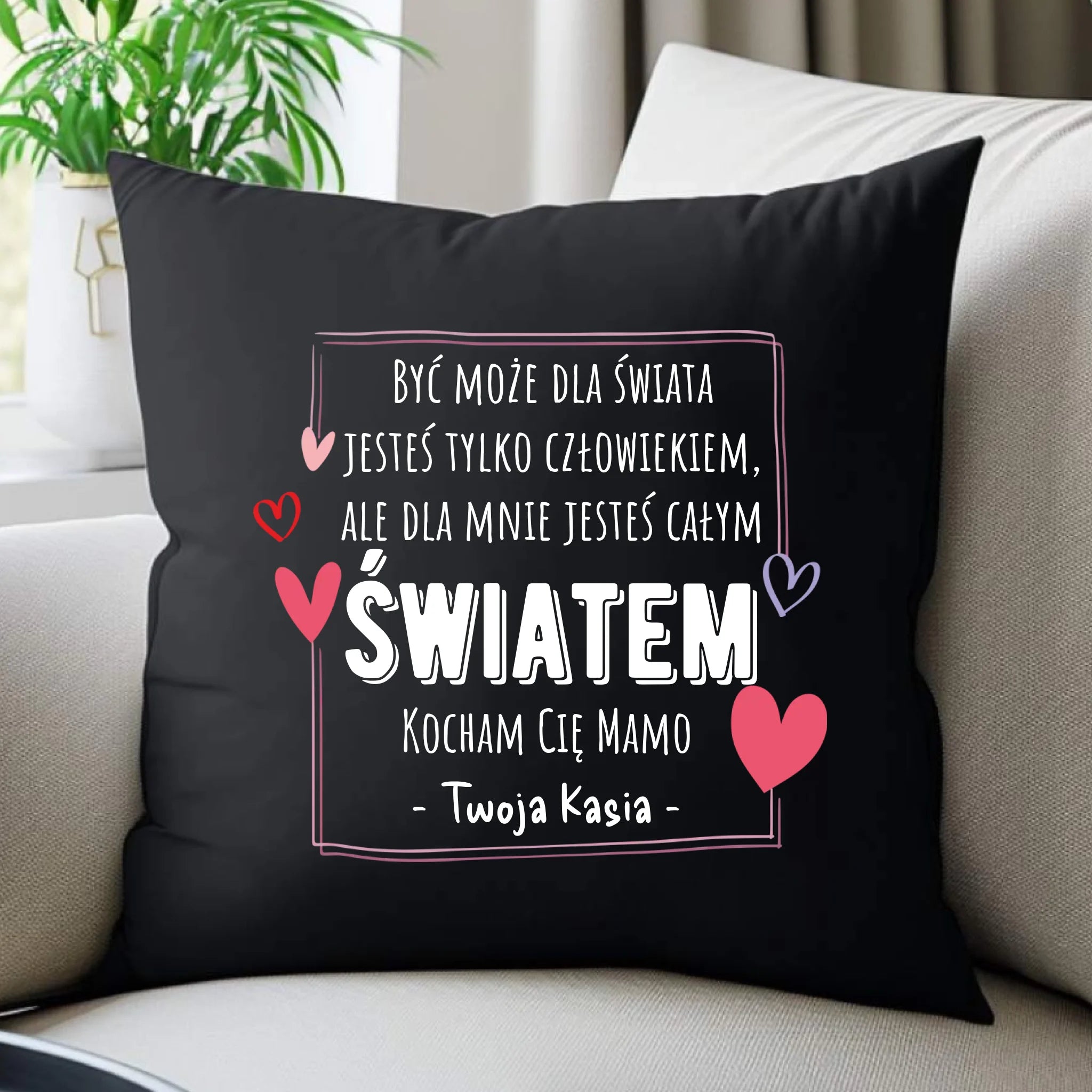 Poduszka dekoracyjna dla mamy - Mamo jesteś całym Światem - personalizowana DM06 - StoryCups.pl