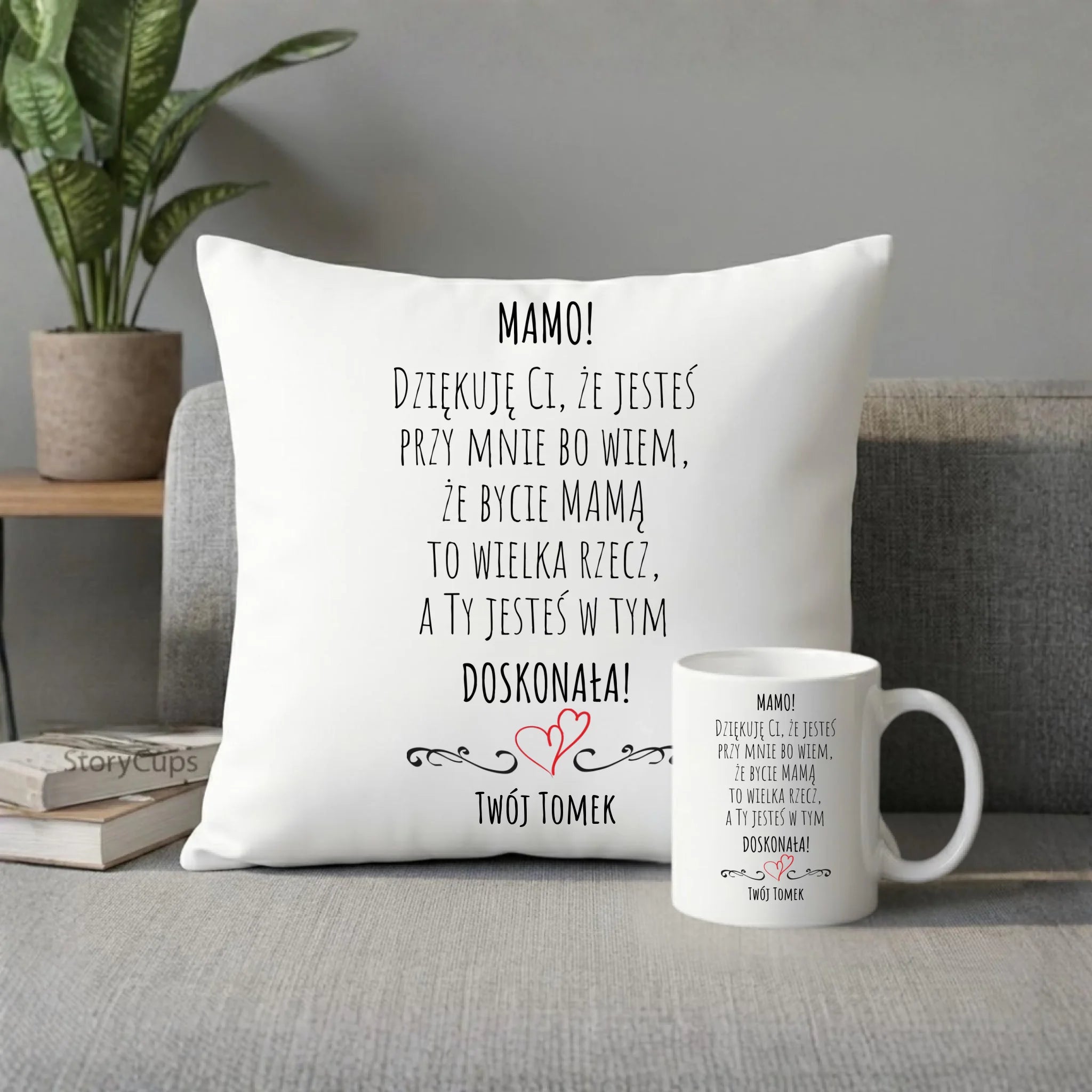 Zestaw poduszka i kubek dla mamy z podziękowaniem - Mamo jesteś doskonała - personalizowany DM10 - StoryCups.pl