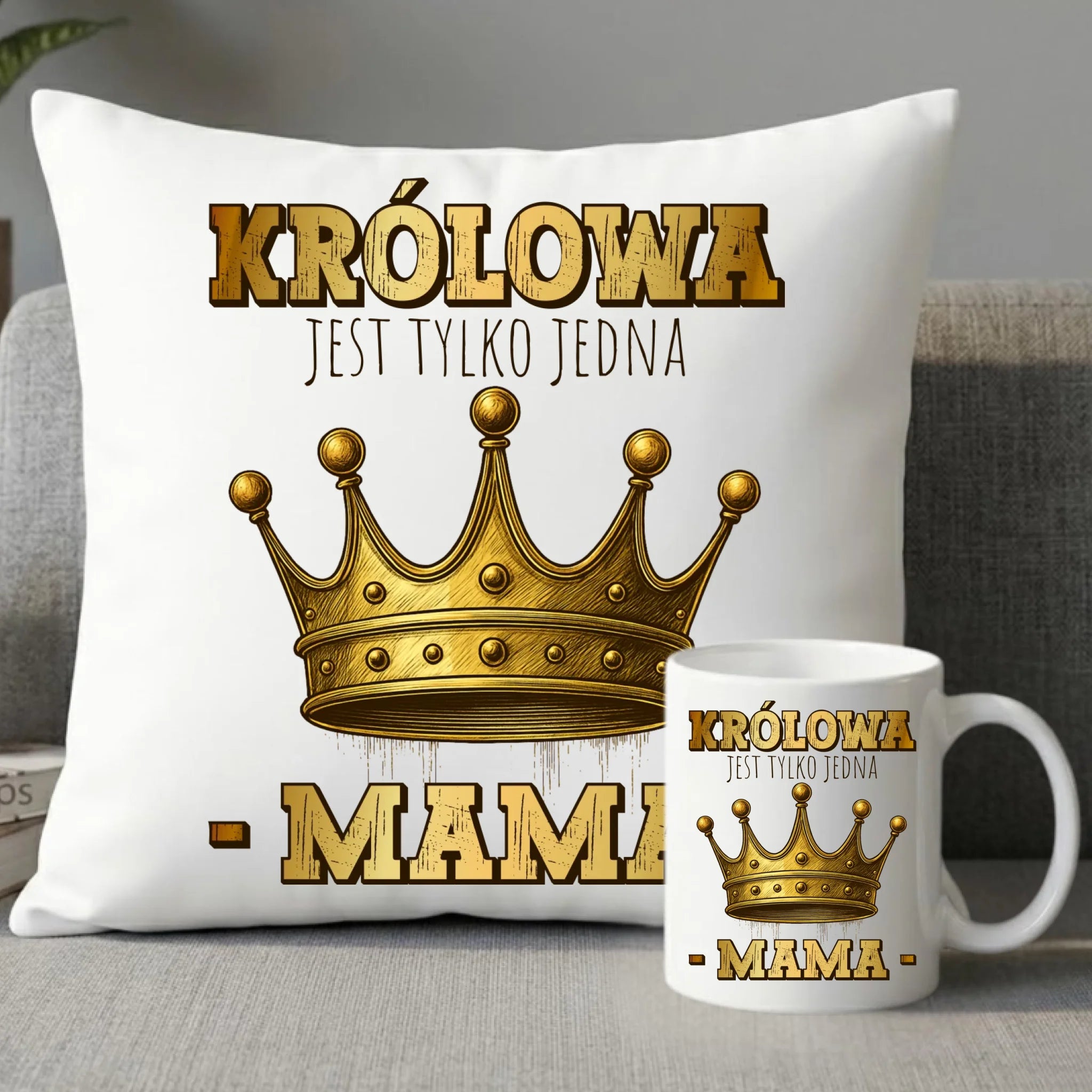 Zestaw poduszka i kubek dla mamy - Królowa jest tylko jedna Mama DM13 - StoryCups.pl