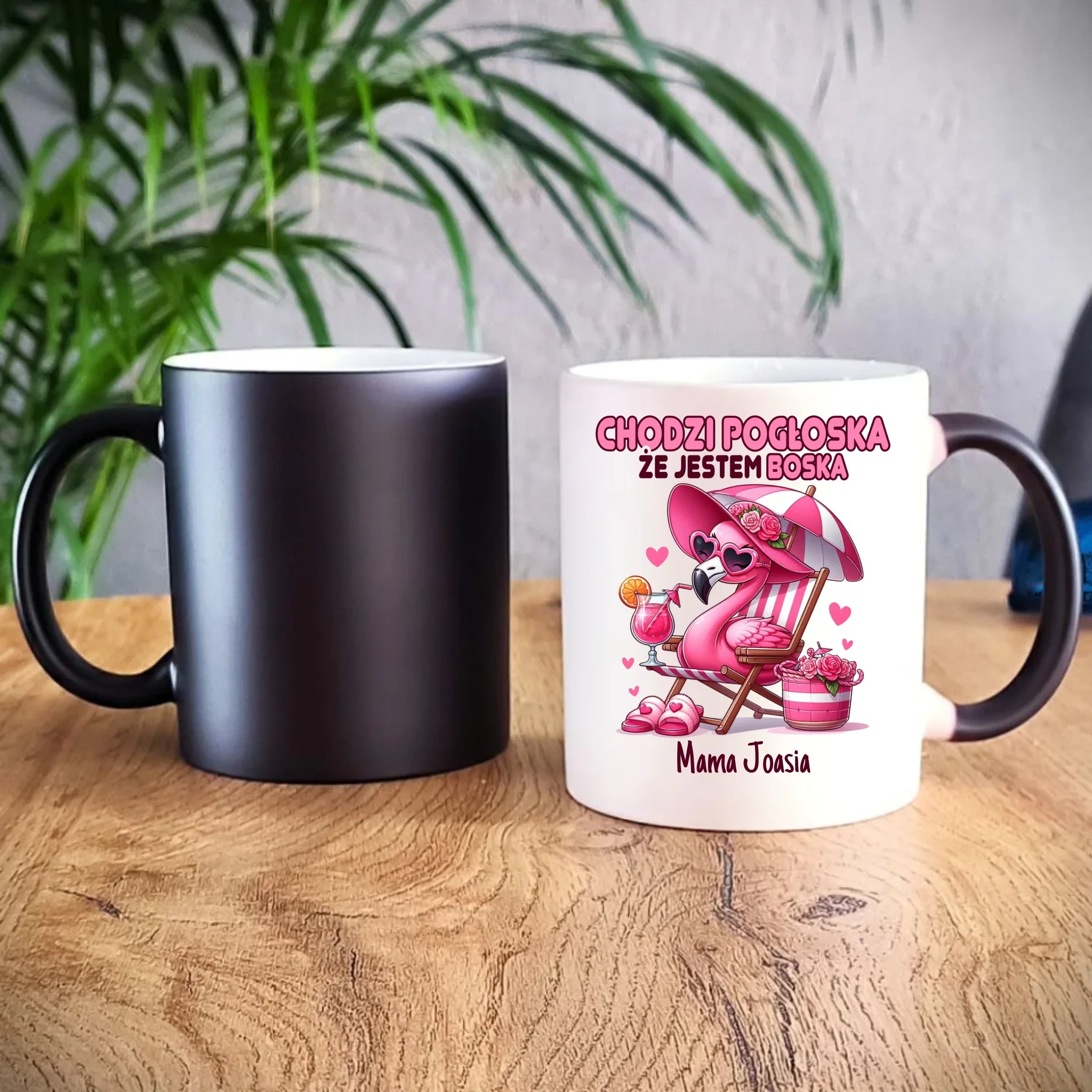 Kubek magiczny dla mamy - Chodzi pogłoska, że jestem boska - personalizowany DM14 - StoryCups.pl