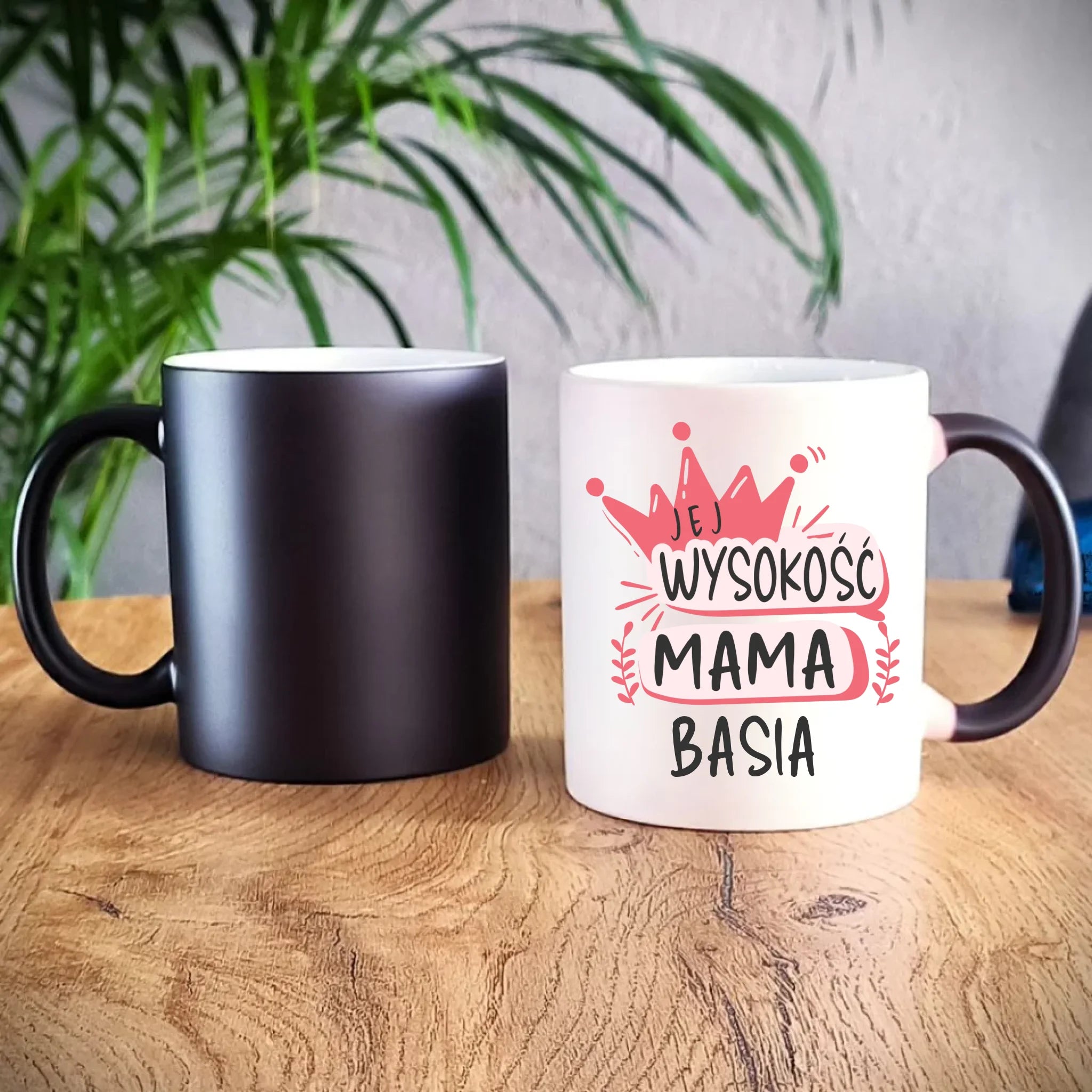 Kubek magiczny dla mamy - Jej Wysokość Mama - personalizowany DM16 - StoryCups.pl