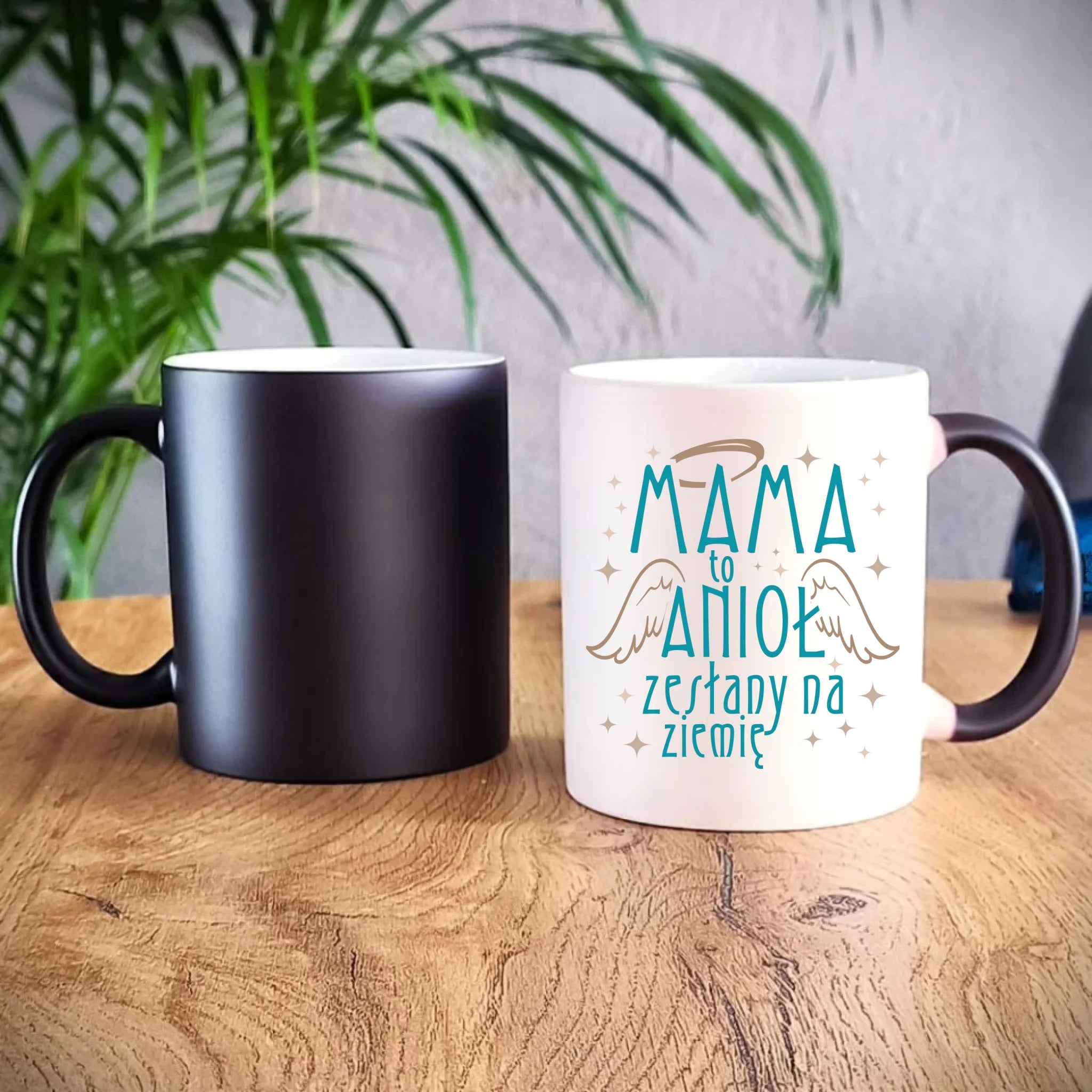 Kubek magiczny dla mamy - Mama to anioł zesłany na ziemię DM30 - StoryCups.pl