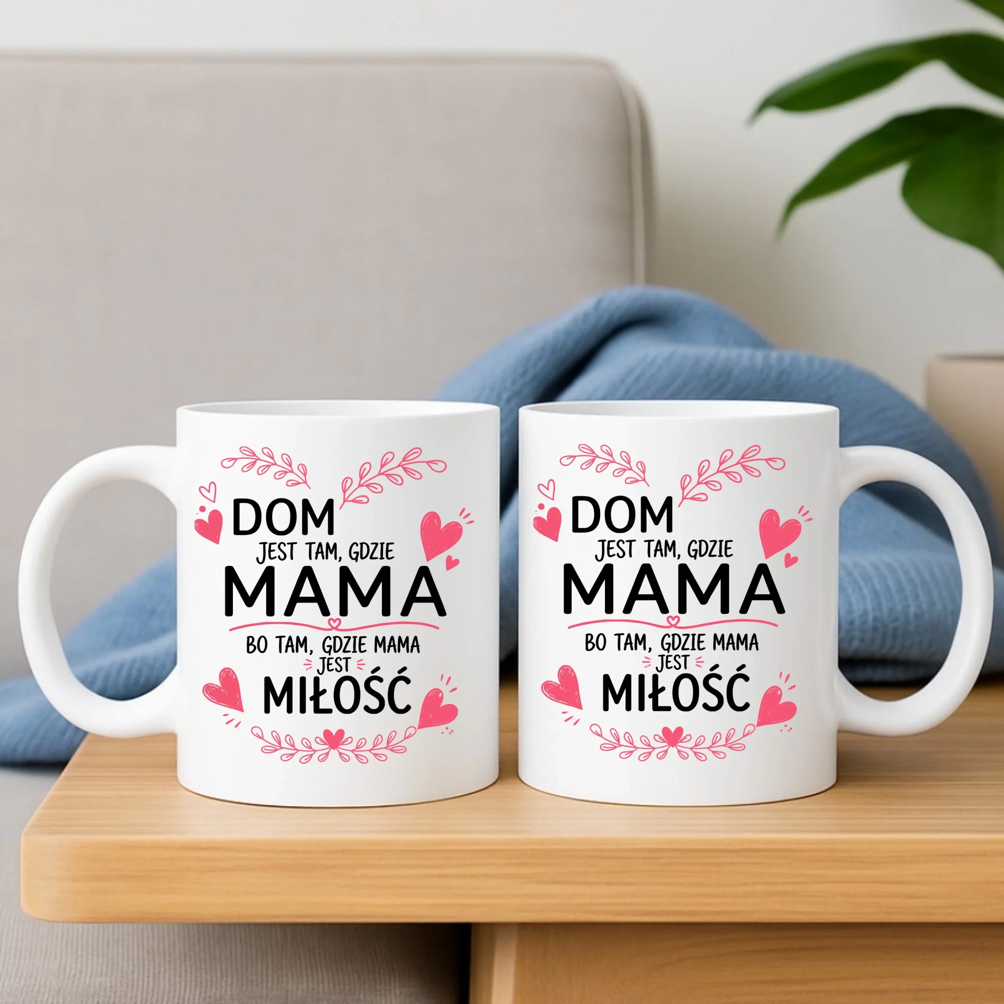 Zestaw poduszka i kubek dla mamy - Dom jest tam gdzie mama DM31 - StoryCups.pl