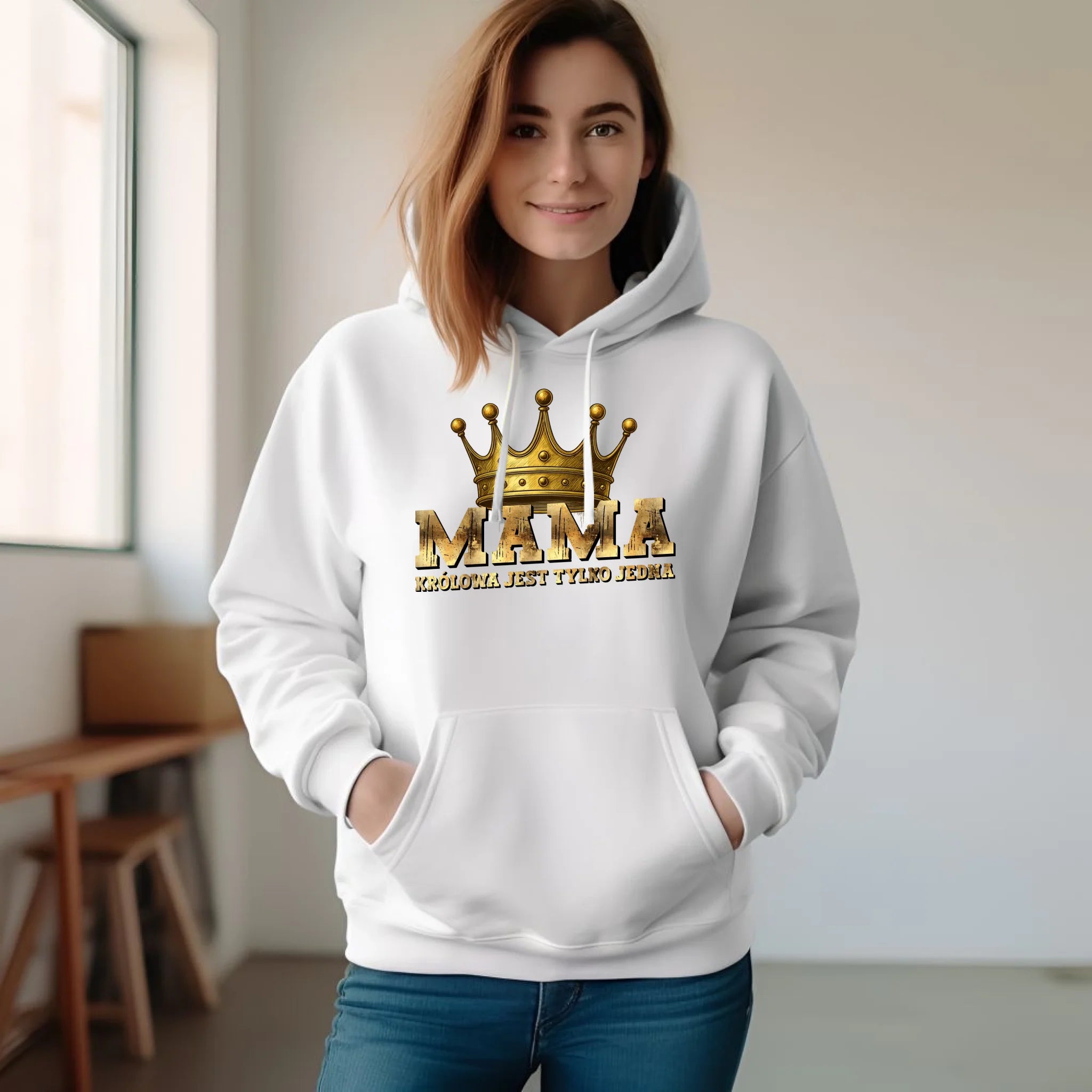 Bluza z kapturem dla mamy - Królowa jest tylko jedna DM33 - StoryCups.pl