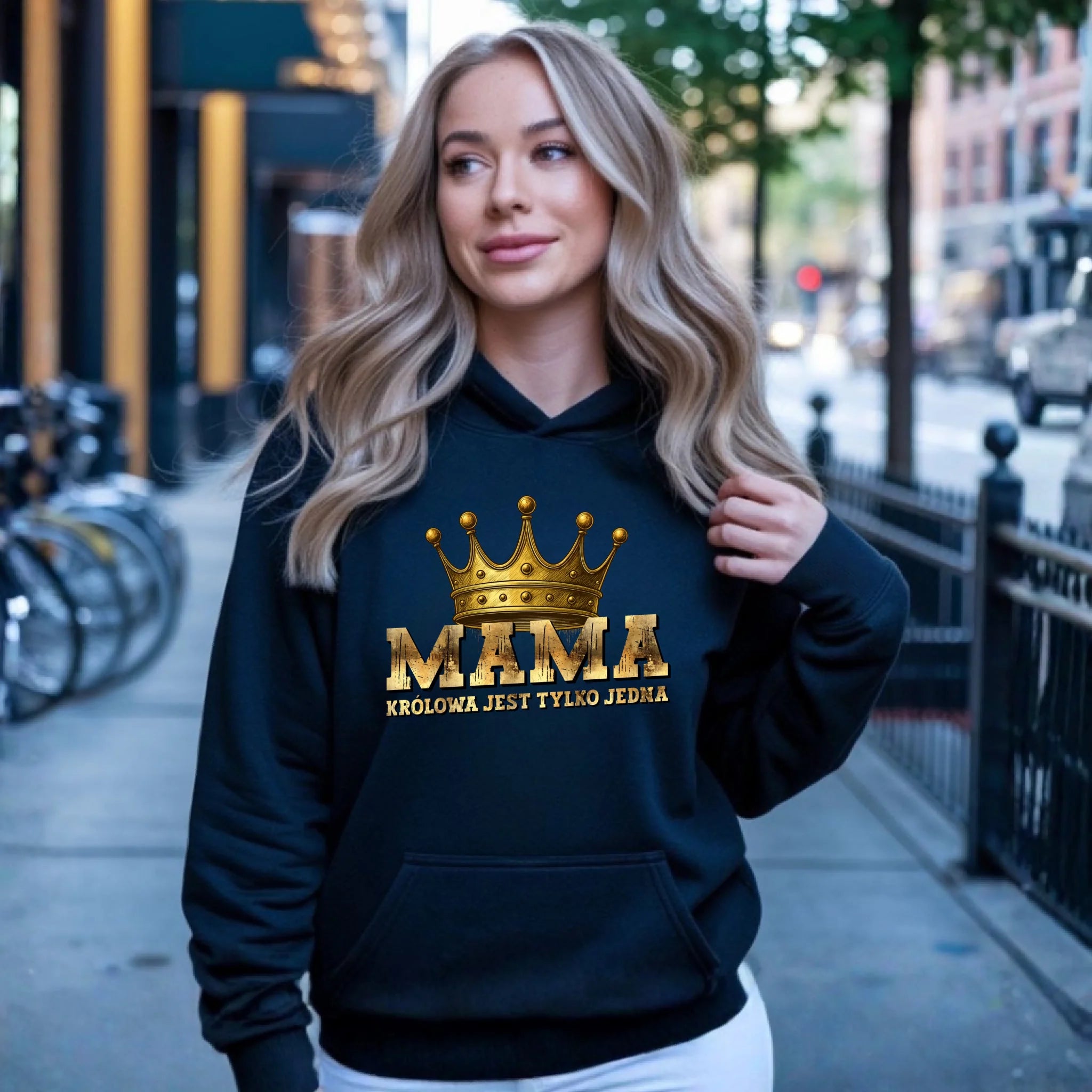 Bluza z kapturem dla mamy - Królowa jest tylko jedna DM33 - StoryCups.pl