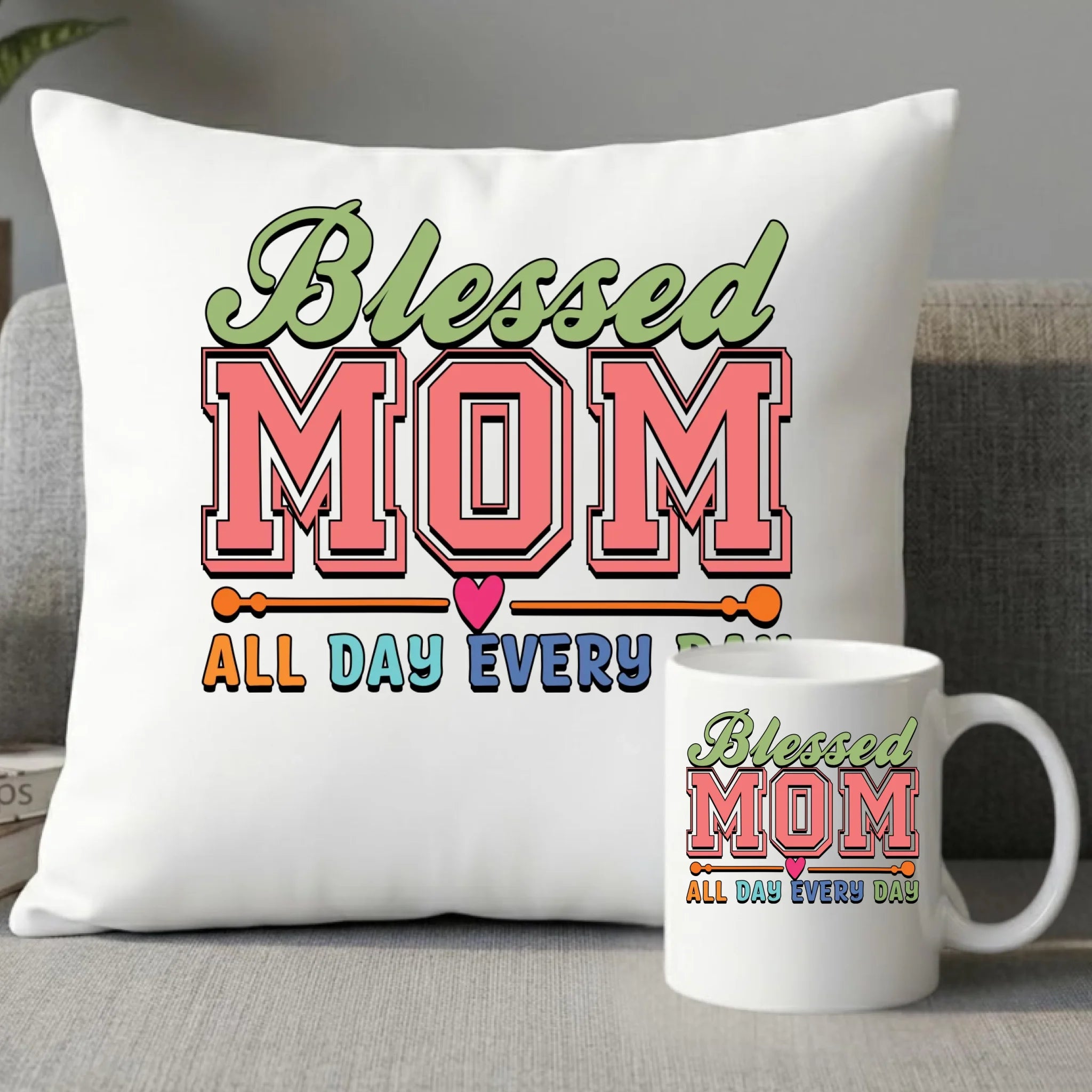 Zestaw poduszka i kubek dla mamy - Blessed mom all day every day DM36 - StoryCups.pl