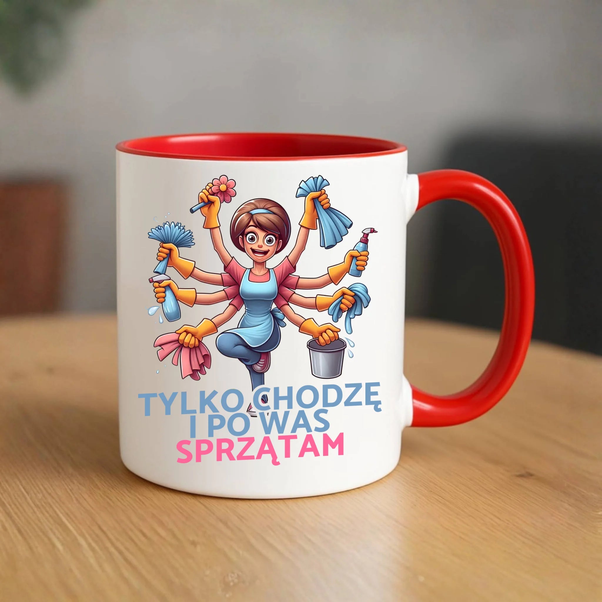 Kubek dla mamy - Tylko chodzę i po Was sprzątam DM42 - StoryCups.pl