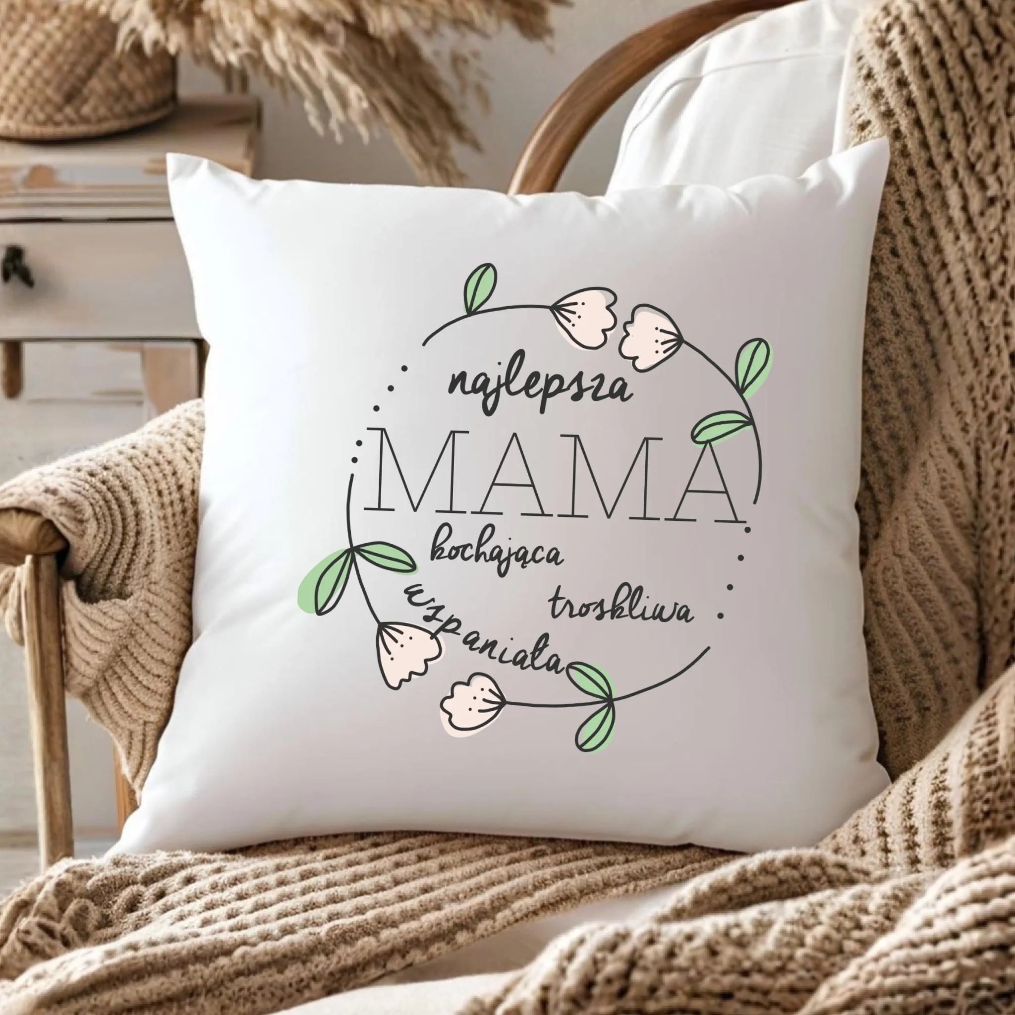 Poduszka dla mamy - Mama kochająca i troskliwa DM51 - StoryCups.pl
