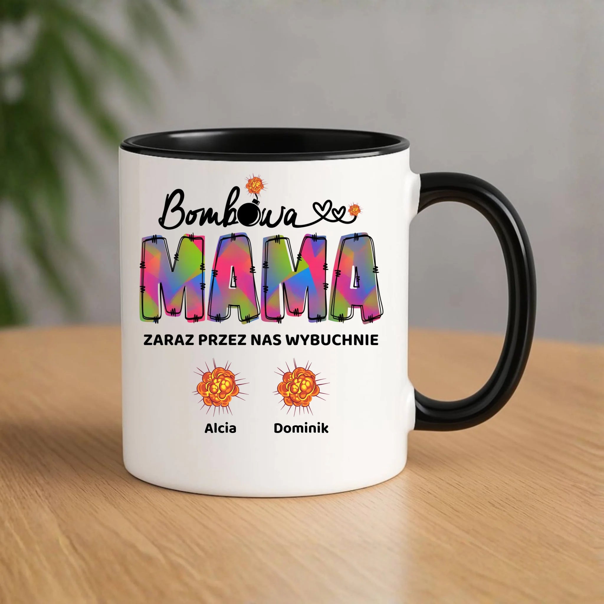 Kubek dla mamy z imionami dzieci - Bombowa mama - personalizowany DM53 - StoryCups.pl