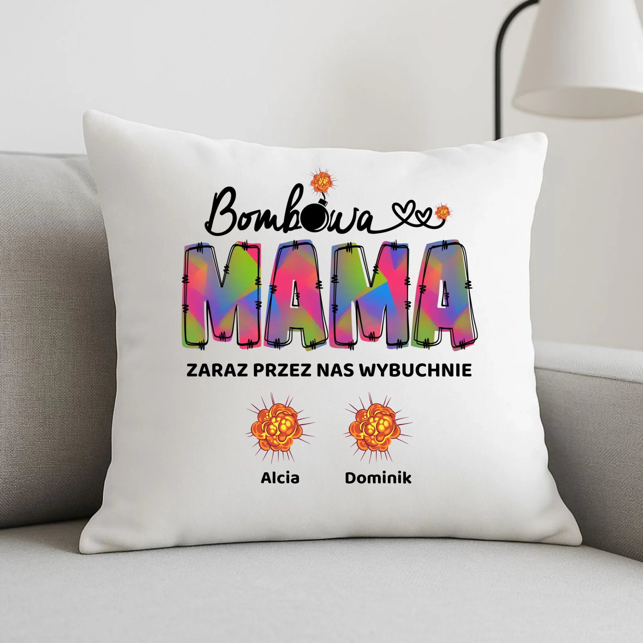 Poduszka dla mamy z imionami dzieci - Bombowa mama - personalizowana DM53 - StoryCups.pl